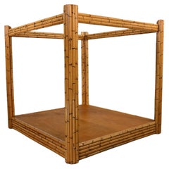 Letto a baldacchino a 4 colonne in rattan moderno e organico della fine del XX secolo 