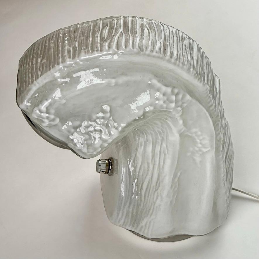 Acier Lampe de table en verre à effet d'écorce Osso de la fin du XXe siècle par Carlo Nason pour Mazzega en vente