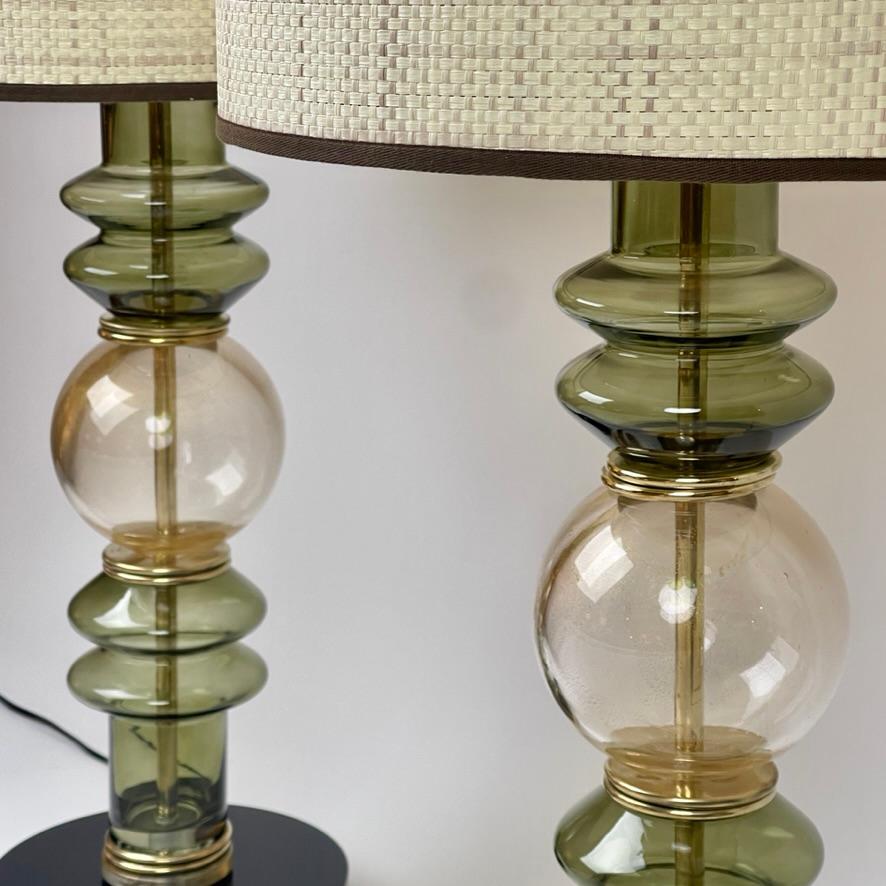 Italian Late 20th Century Pair of Brass & Green/Gold Murano Art Glass Table Lamps For Sale