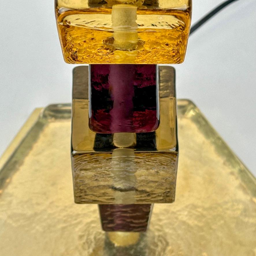Laiton Paire de lampes de table en laiton et verre d'art multicolore de Murano de la fin du 20e siècle en vente