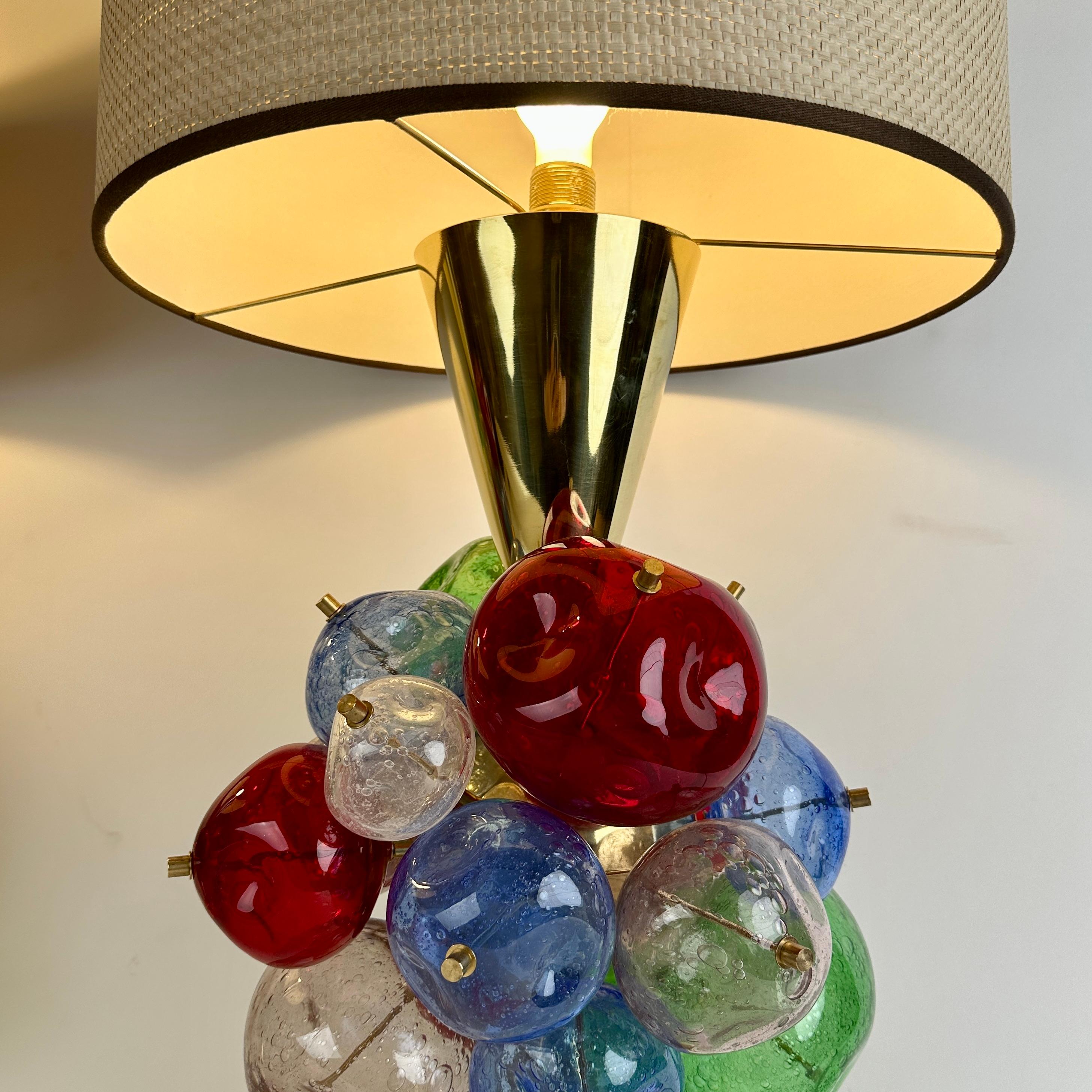 Modern Late 20th Century Pair of Brass & Multicolored Pulegoso Art Glass Table Lamps
