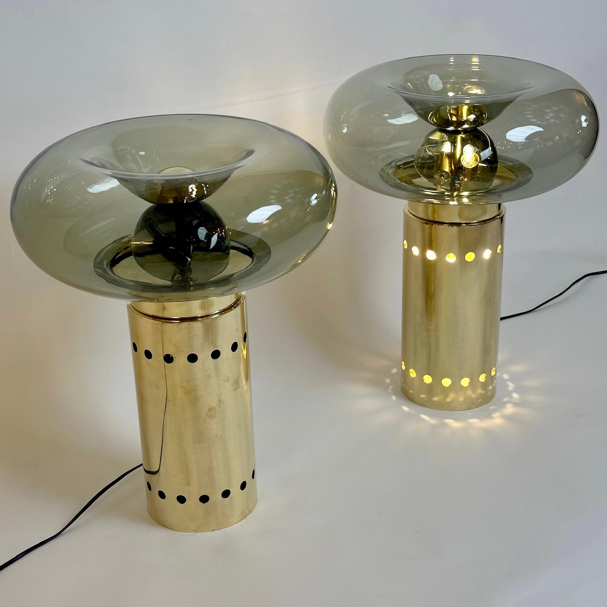 Modern Late 20th Century Pair of Brass & Smoked Grey Blown Murano Art Glass Table Lamps For Sale