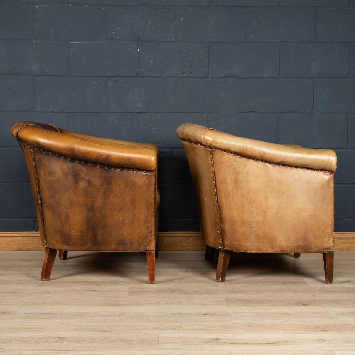 Late 20th Century Pair of Dutch Leather Club Chairs For Sale 2