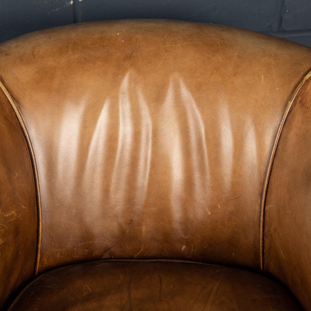 Late 20th Century Pair of Dutch Leather Club Chairs For Sale 4