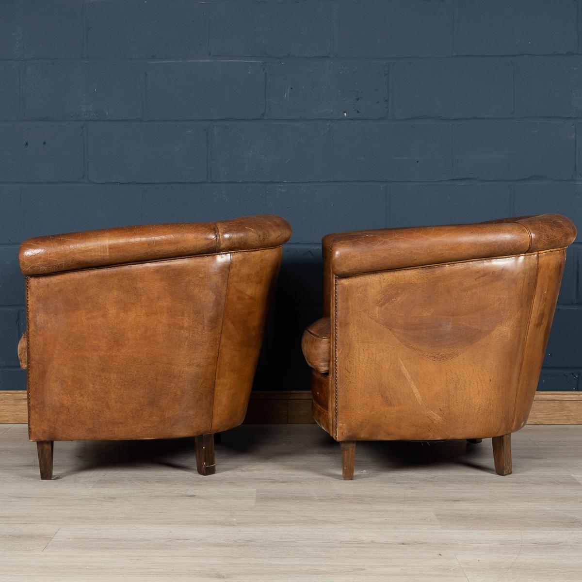 Late 20th Century Pair of Dutch Sheepskin Leather Club Chairs In Good Condition In Royal Tunbridge Wells, Kent