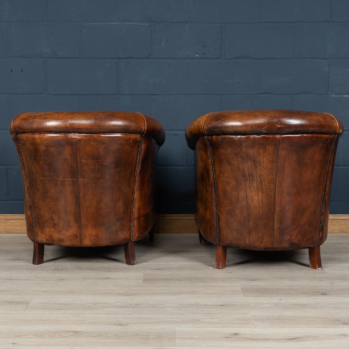 Late 20th Century Pair of Dutch Sheepskin Leather Club Chairs 1