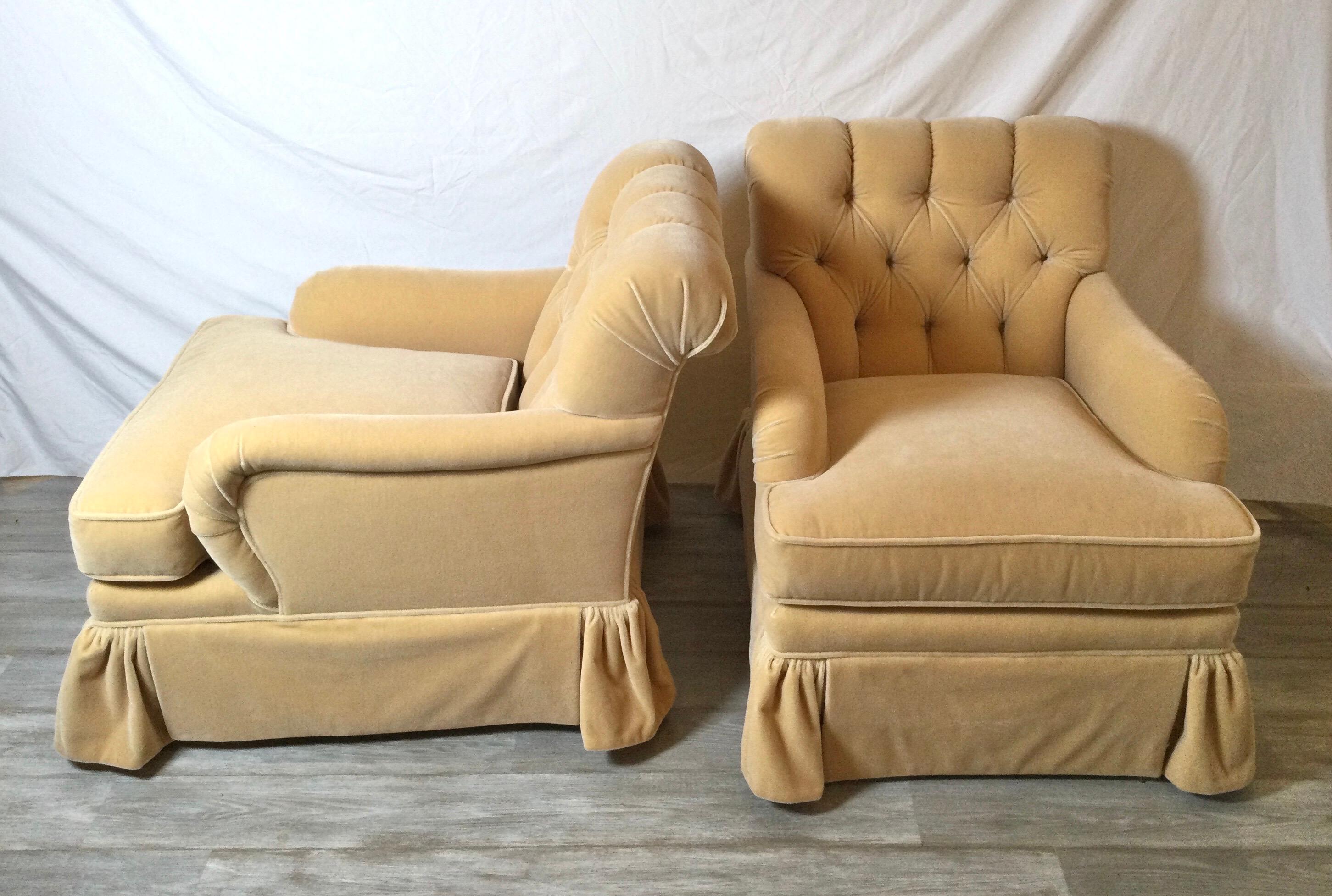 Late 20th century pair of fawn colored wool velvet club chairs with tufted backs
Newer upholstery
Dimensions: 39