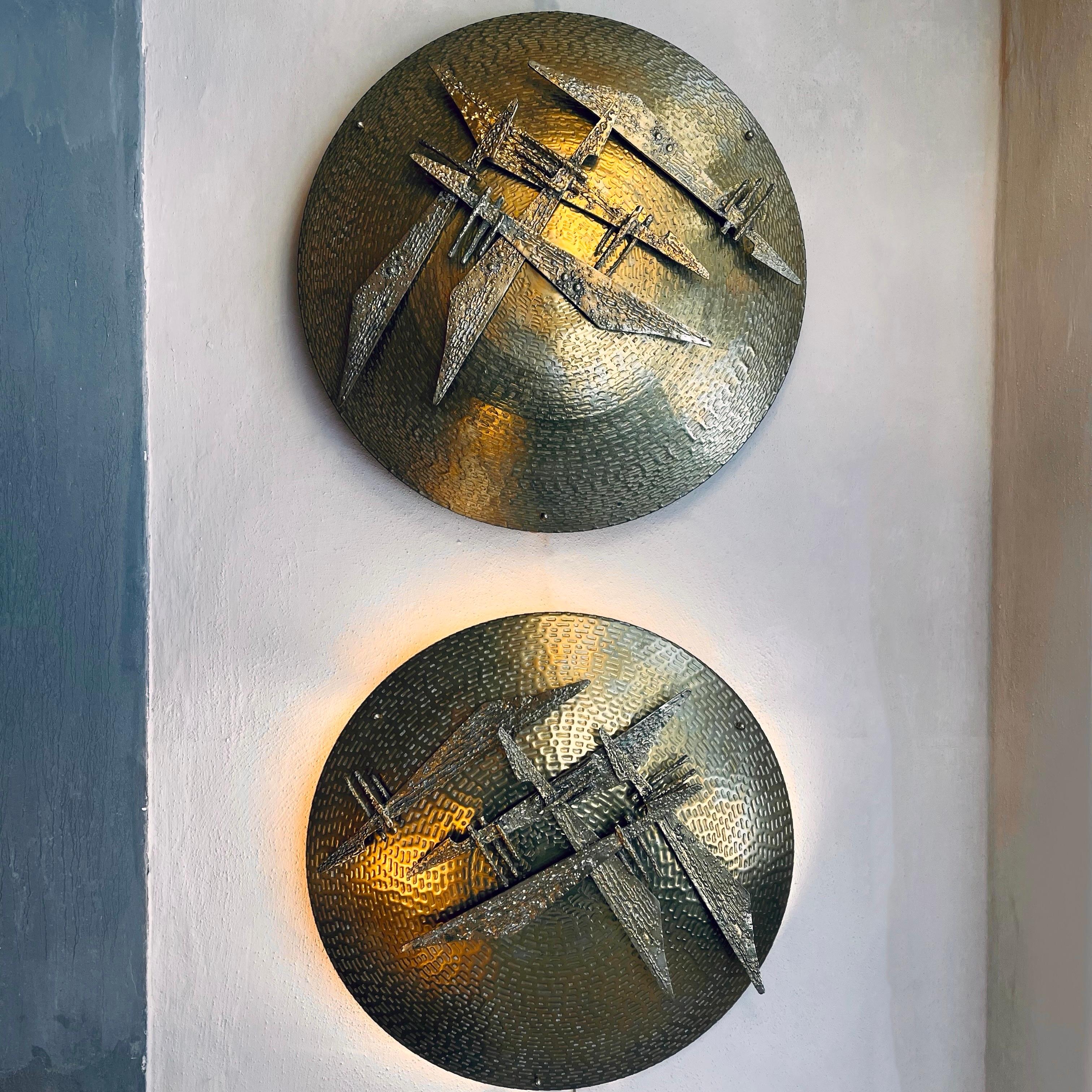 Late 20th Century Pair of Italian Hammered Brass & Cast Brass Shield Sconces For Sale 5