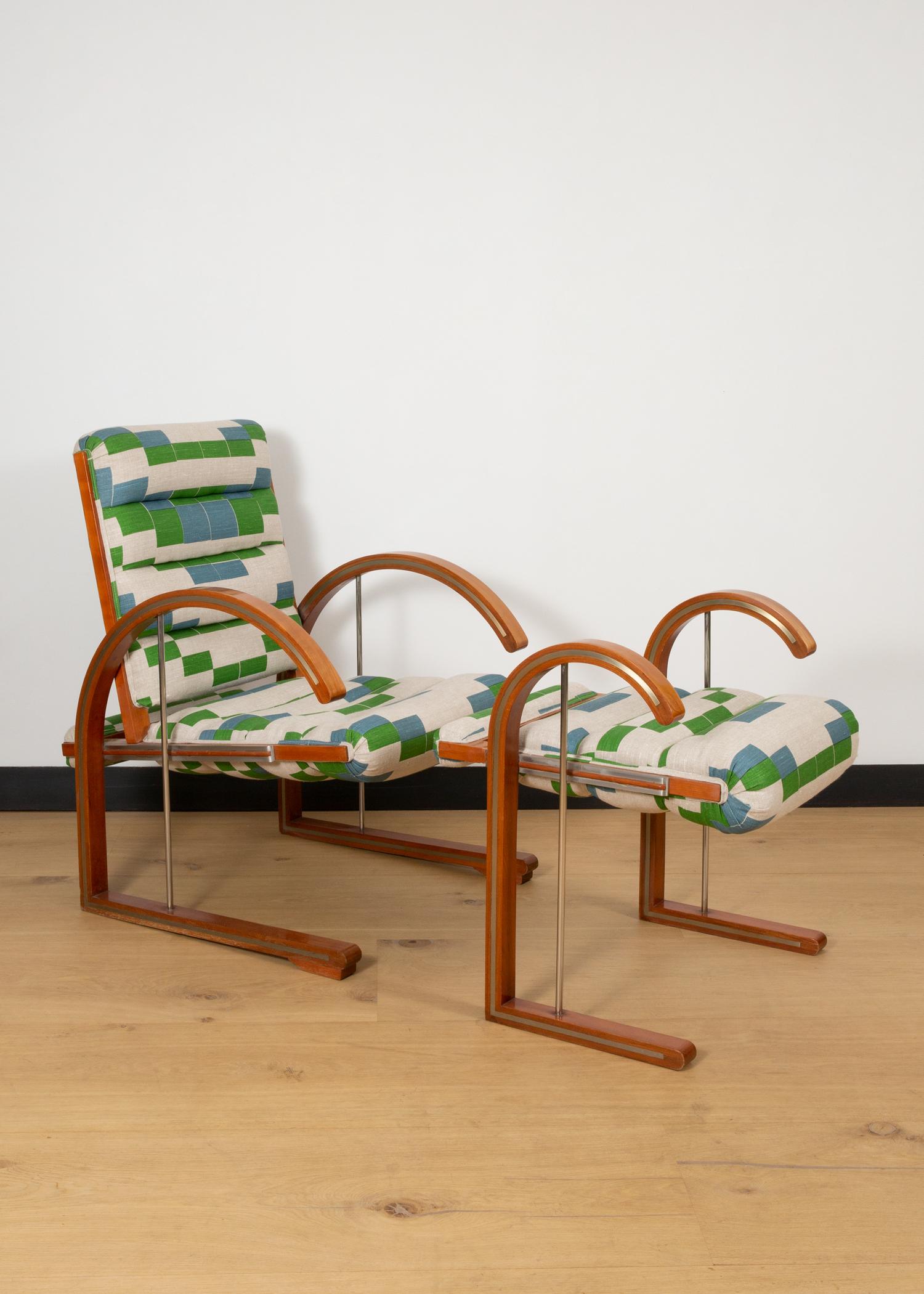 Modern Late 20th Century Pair of Lounge Chairs with Stools in Anni Albers fabric For Sale