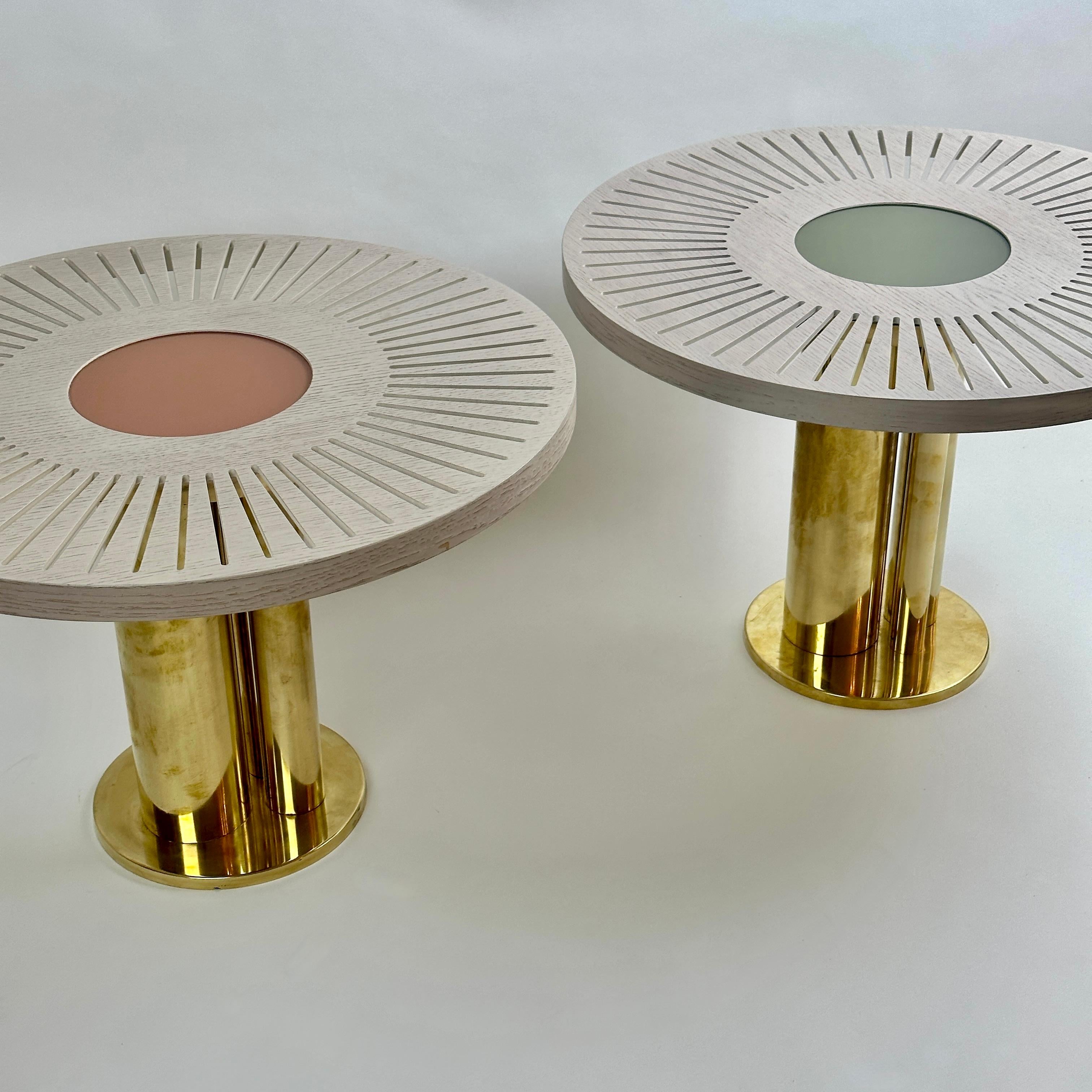 Modern Late 20th Century Pair of Round Ash Wood w/ Opaline Glass & Brass Side Tables For Sale