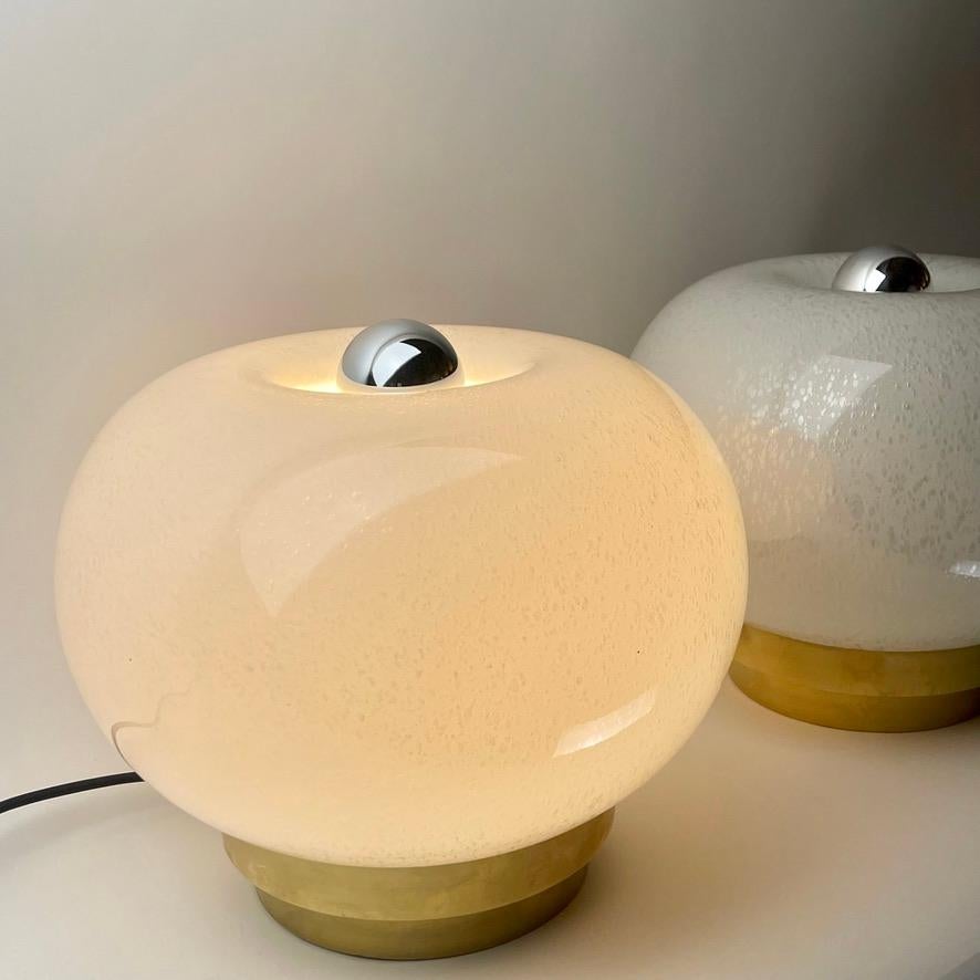 Modern Late 20th Century Pair of Round White Murano Art Glass & Brass Table Lamps For Sale