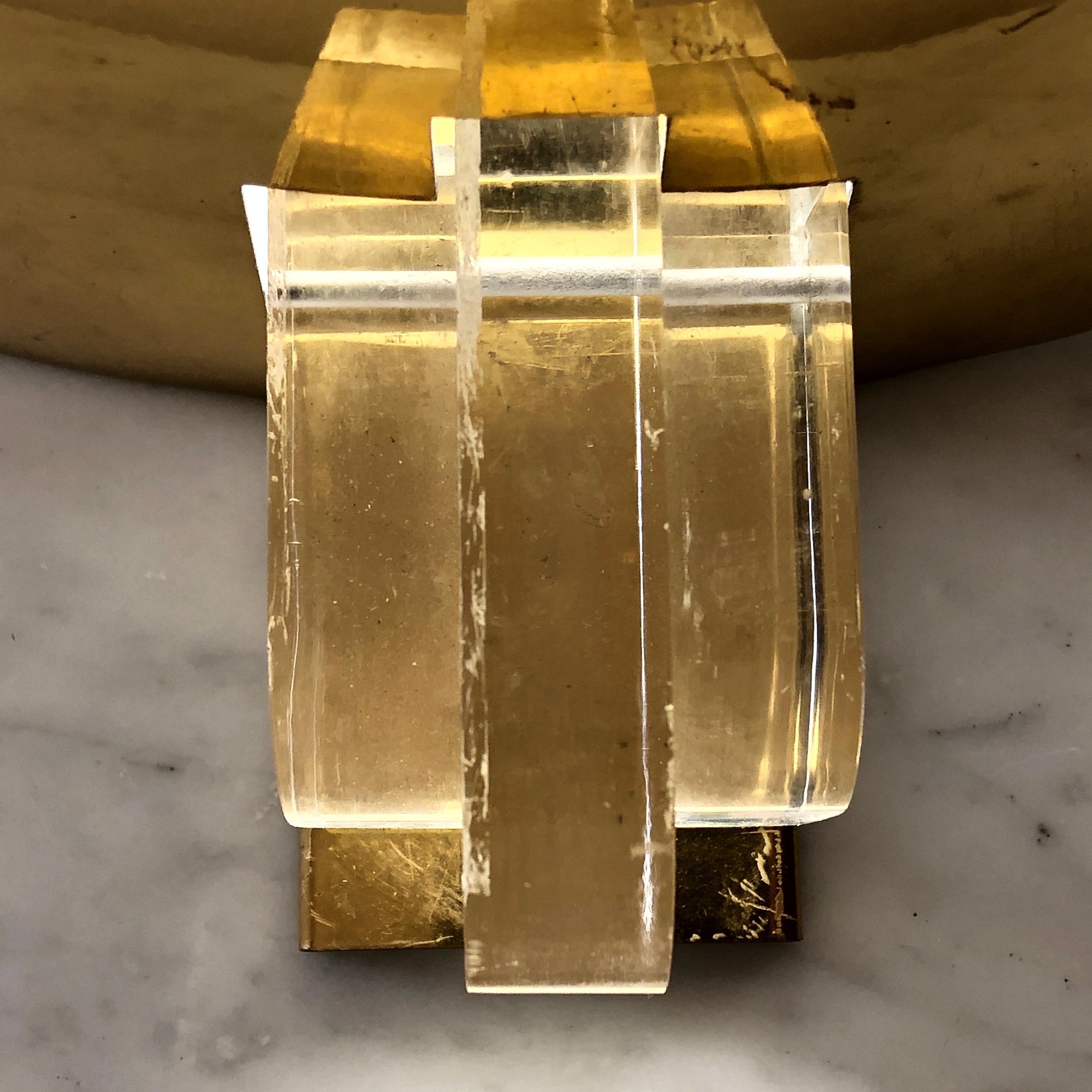 Late 20th Century Pair of Space Age Gold Metal and Transparent Lucite Sconces For Sale 4