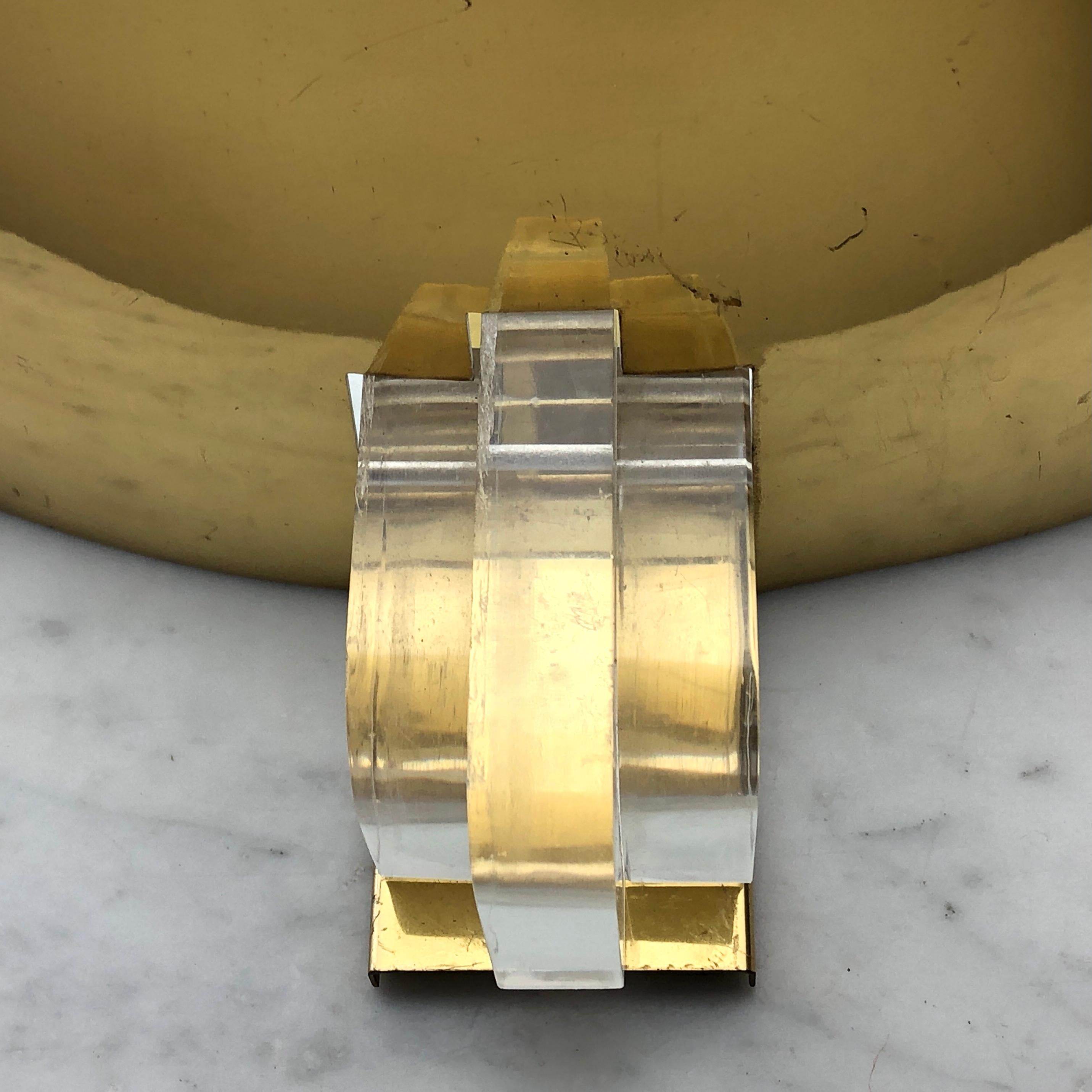 Late 20th Century Pair of Space Age Gold Metal and Transparent Lucite Sconces For Sale 1