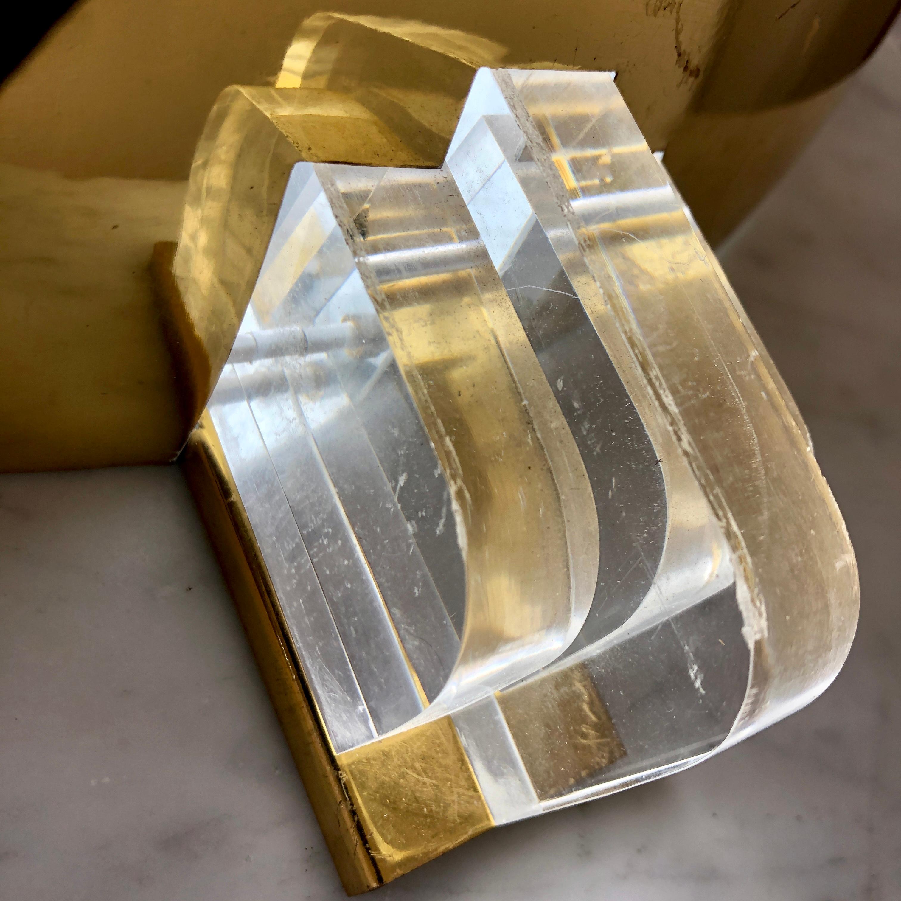 Late 20th Century Pair of Space Age Gold Metal and Transparent Lucite Sconces For Sale 2