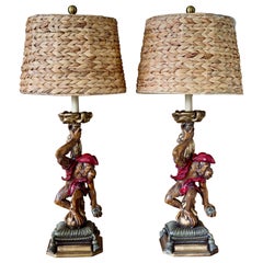 Coppia di lampade da tavolo con scimmie figurate di Wildwood Lamps e paralumi in seagrass della fine del XX secolo