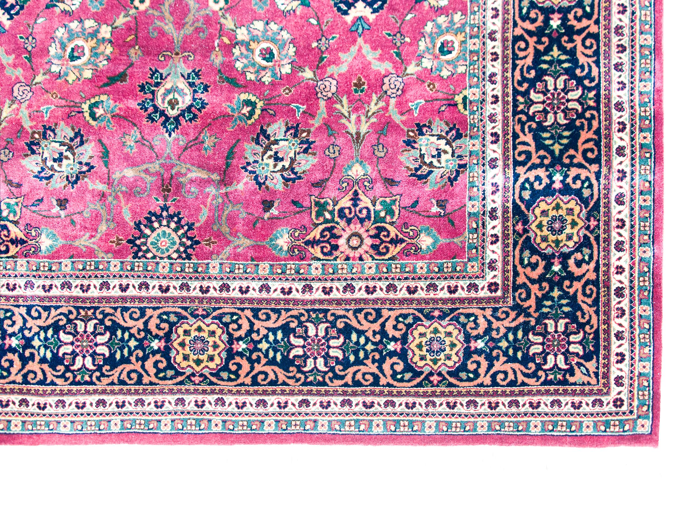 Late 20th Century Pakistani Tabriz Rug For Sale 8