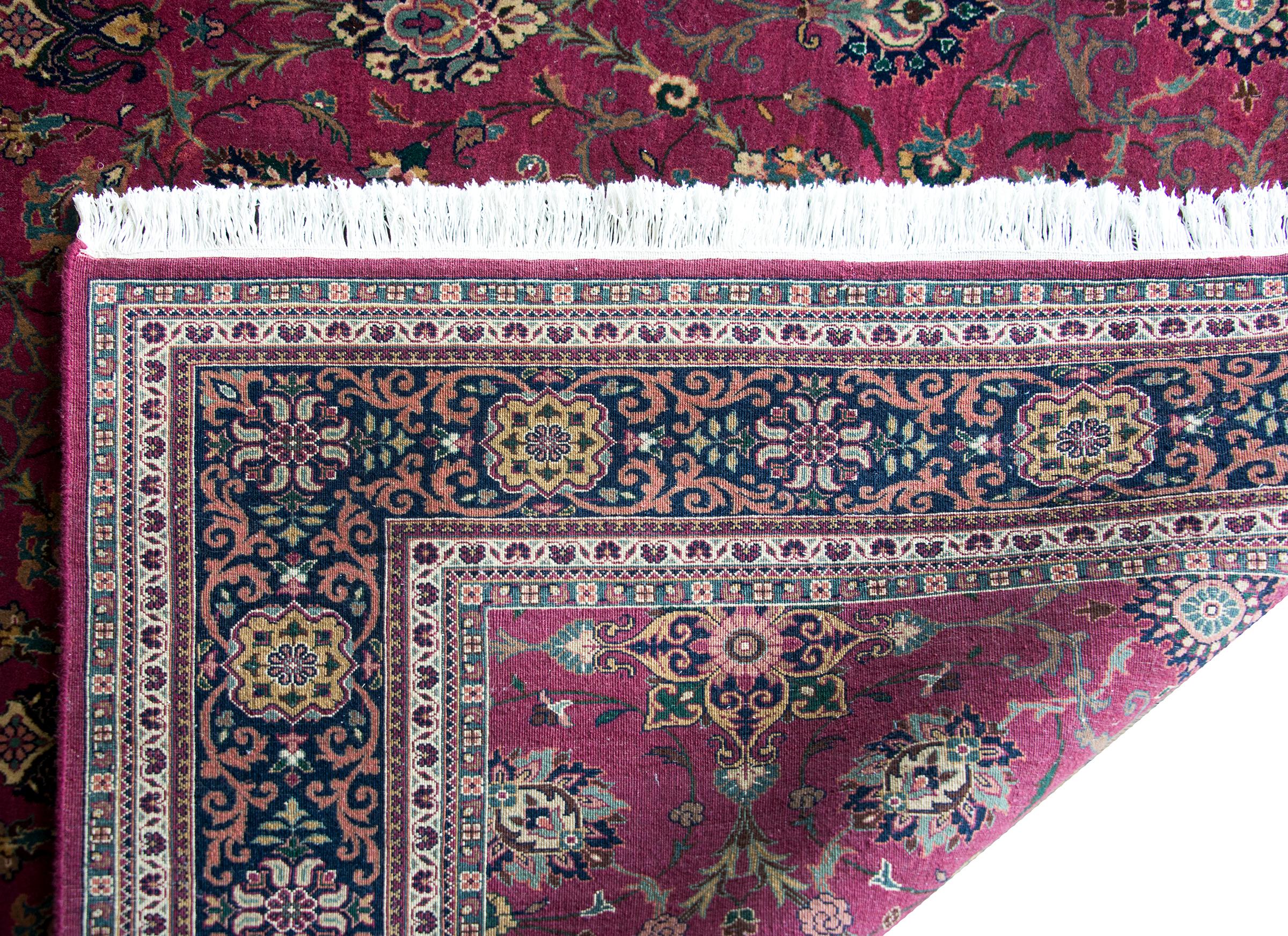 Late 20th Century Pakistani Tabriz Rug For Sale 9
