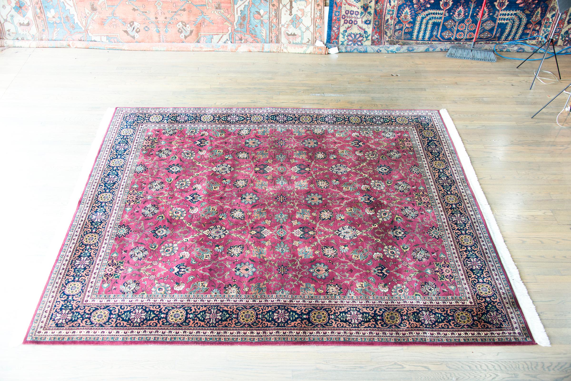 Late 20th Century Pakistani Tabriz Rug For Sale 10