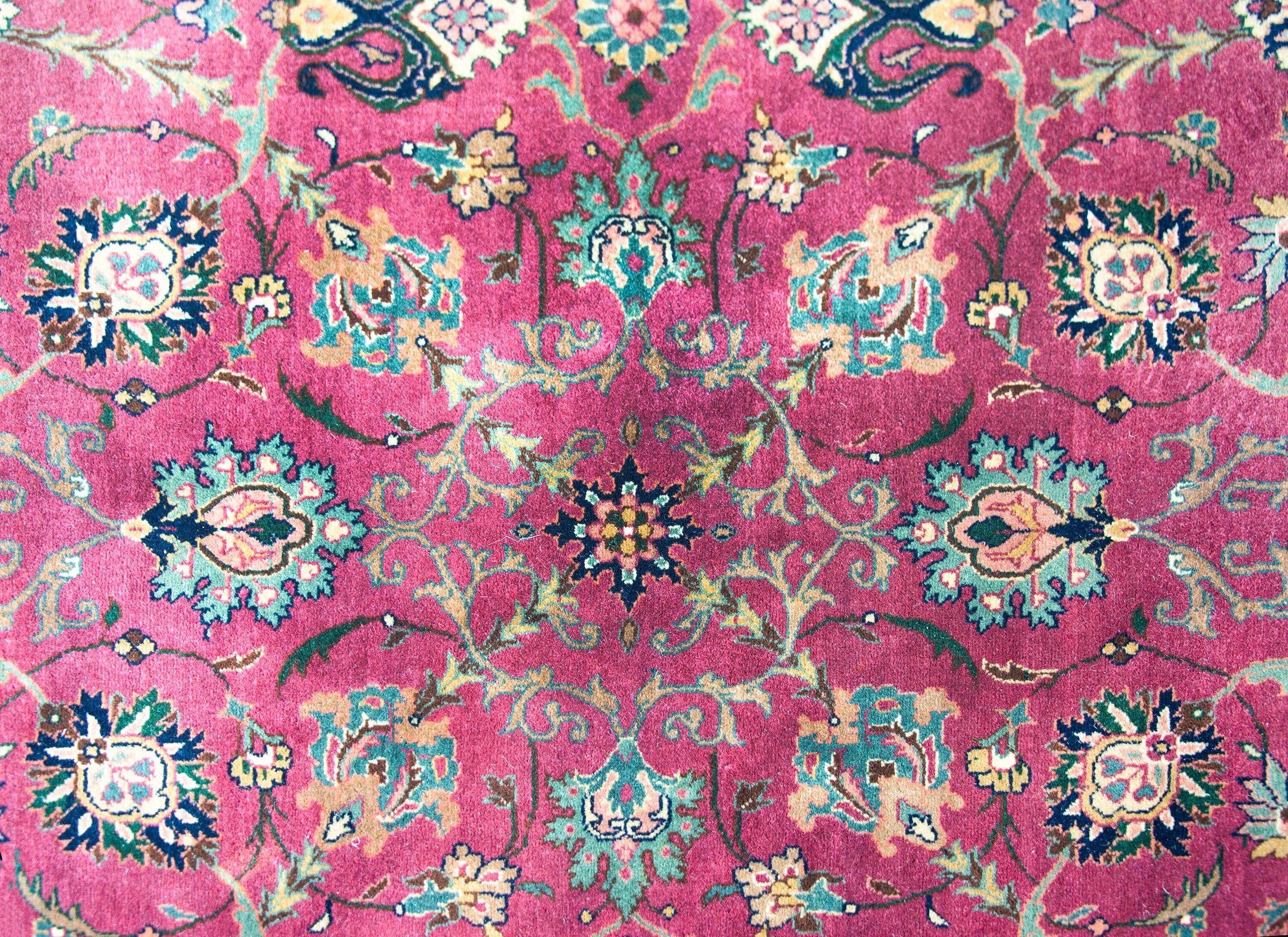 Late 20th Century Pakistani Tabriz Rug For Sale 2