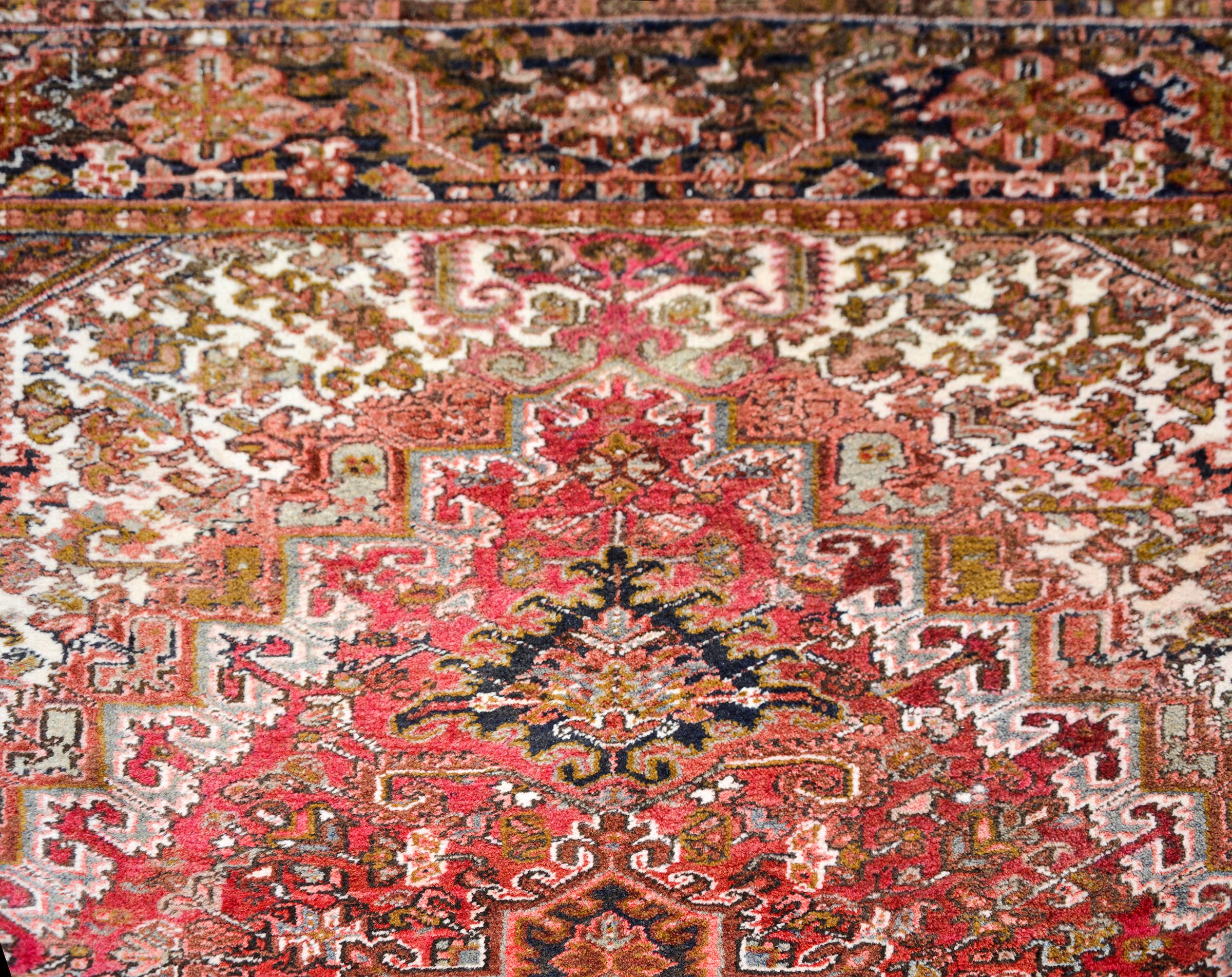 Late 20th Century Persian Heriz Rug For Sale 2
