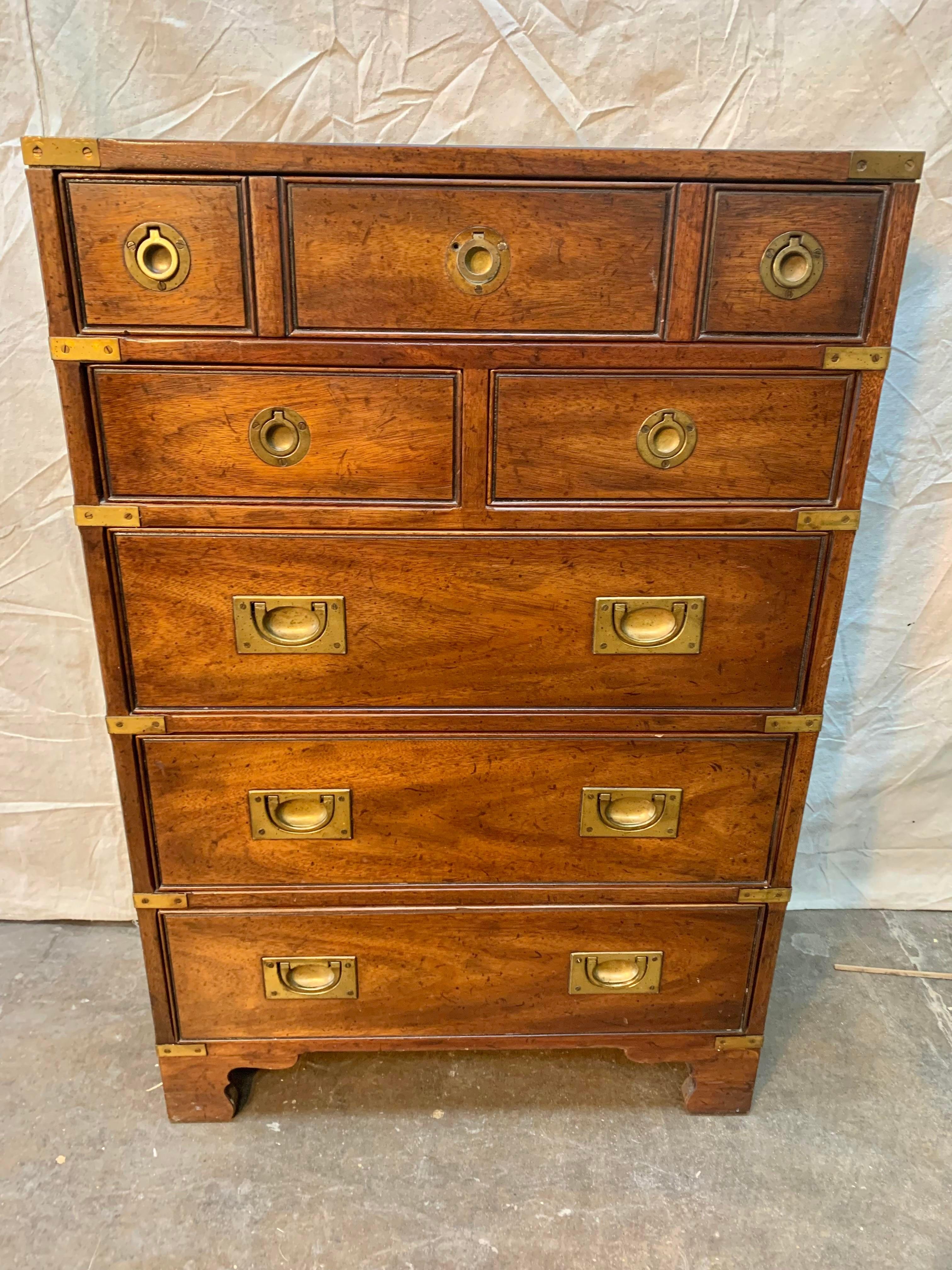 Late 20th Century Petite Walnut Heritage Campaign Chest with 6 Drawers In Good Condition In Burton, TX