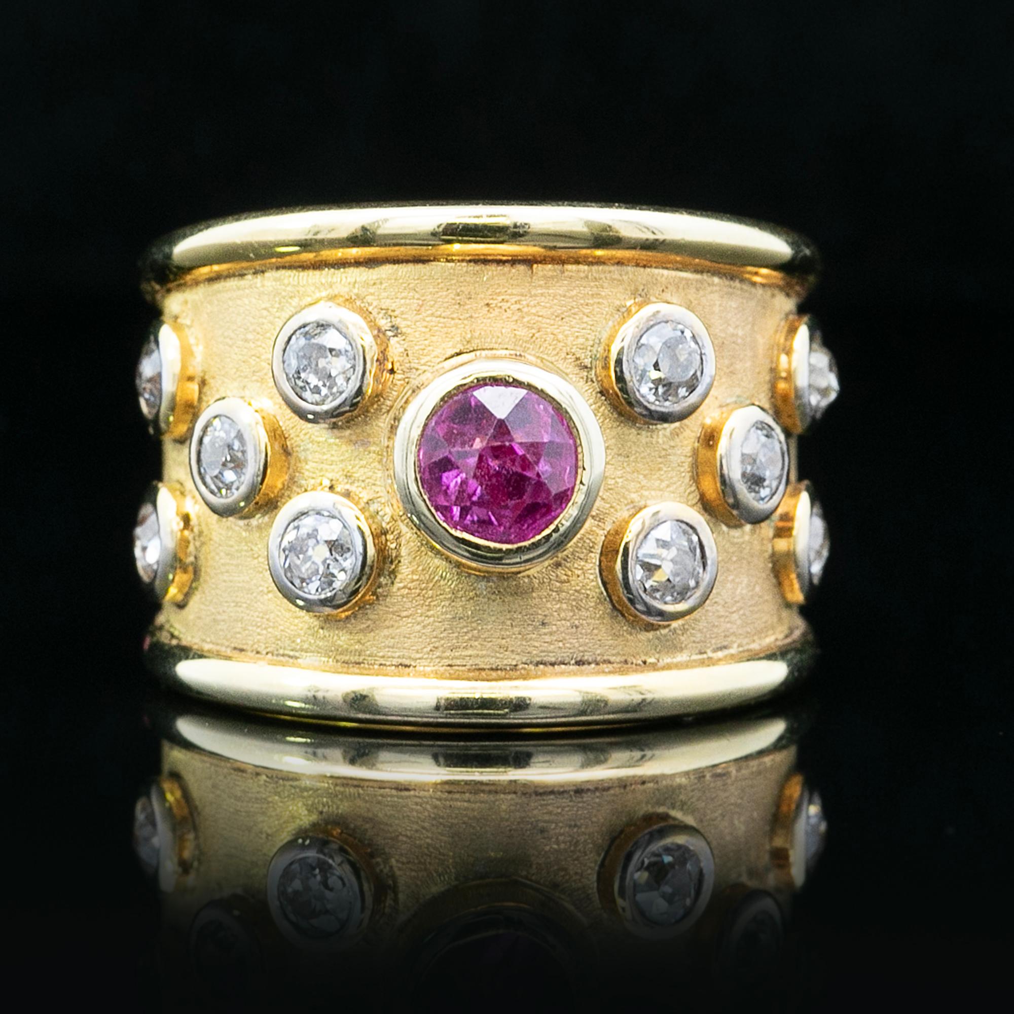 Modern Late 20th Century Pink Sapphire & Diamond Ring Circa 1980s For Sale