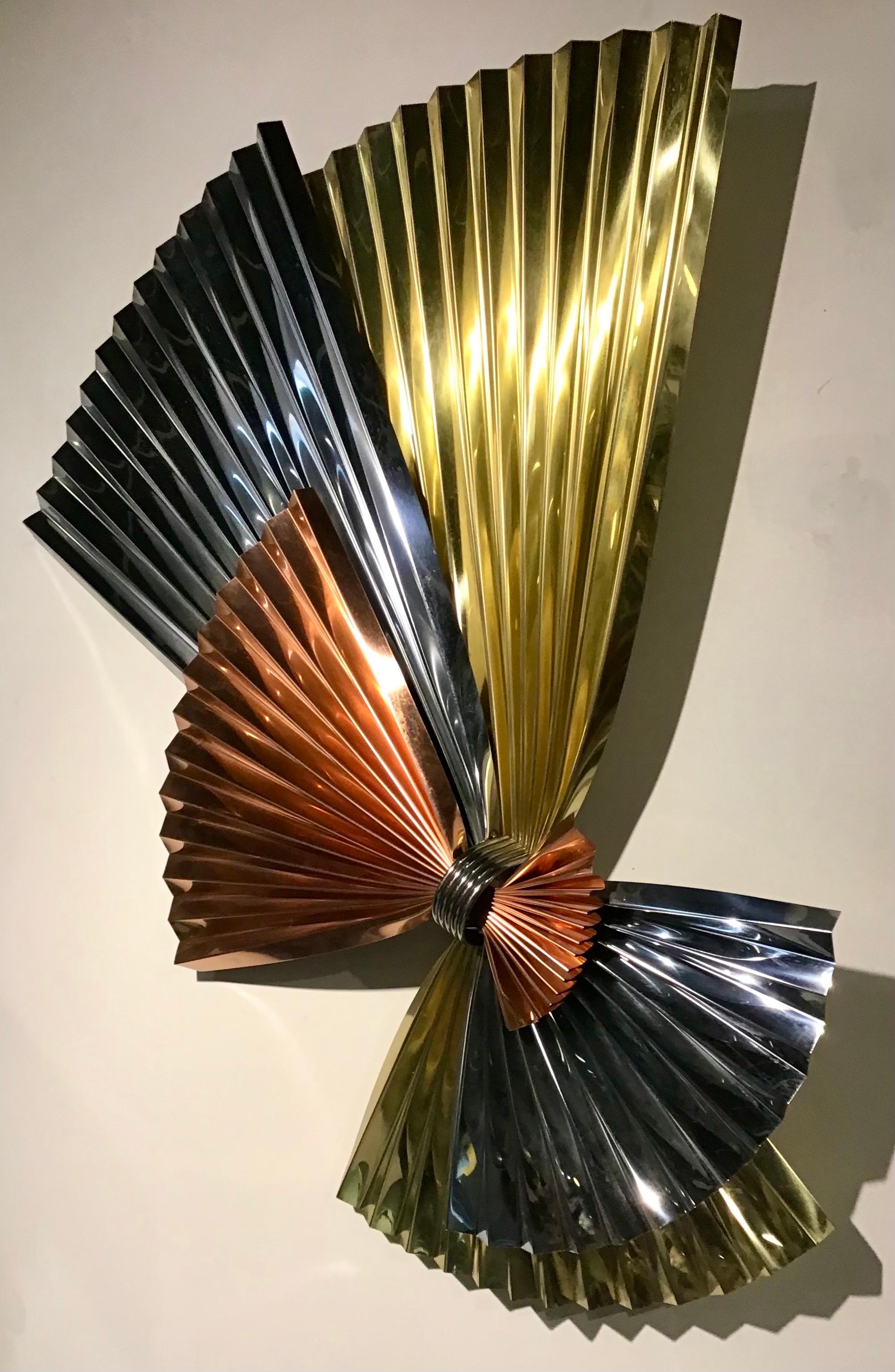 Américain Sculpture murale abstraite en métal en forme d'éventail de la fin du 20e siècle post-moderne par Cutis Jere en vente