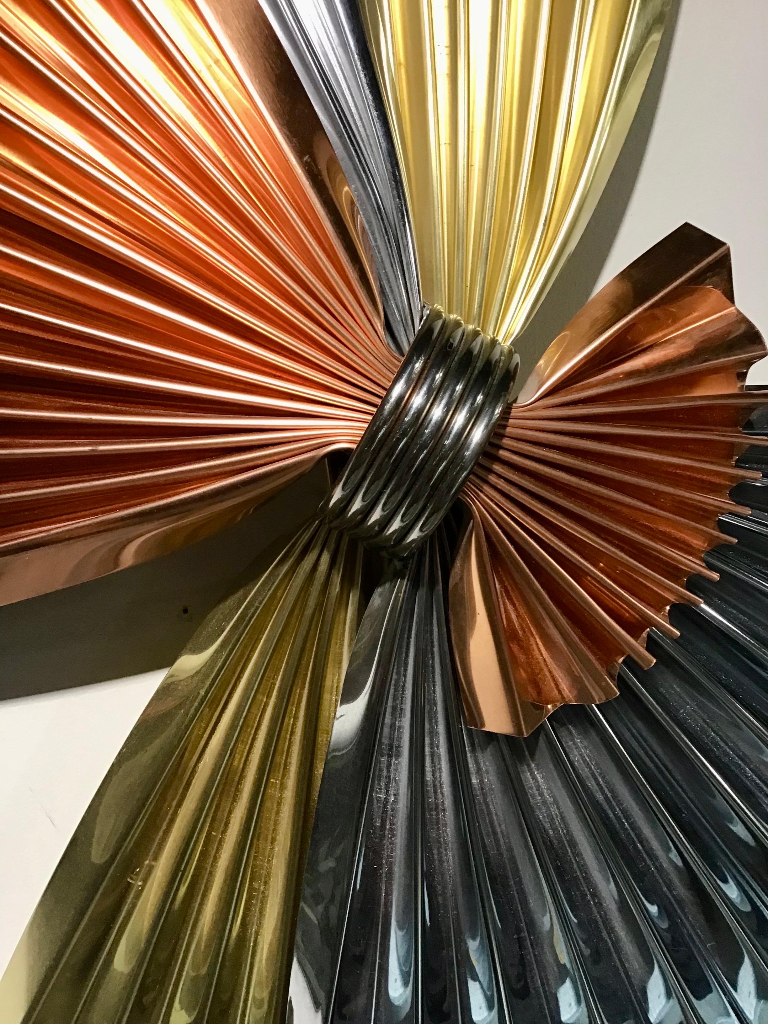 Sculpture murale abstraite en métal en forme d'éventail de la fin du 20e siècle post-moderne par Cutis Jere en vente 1