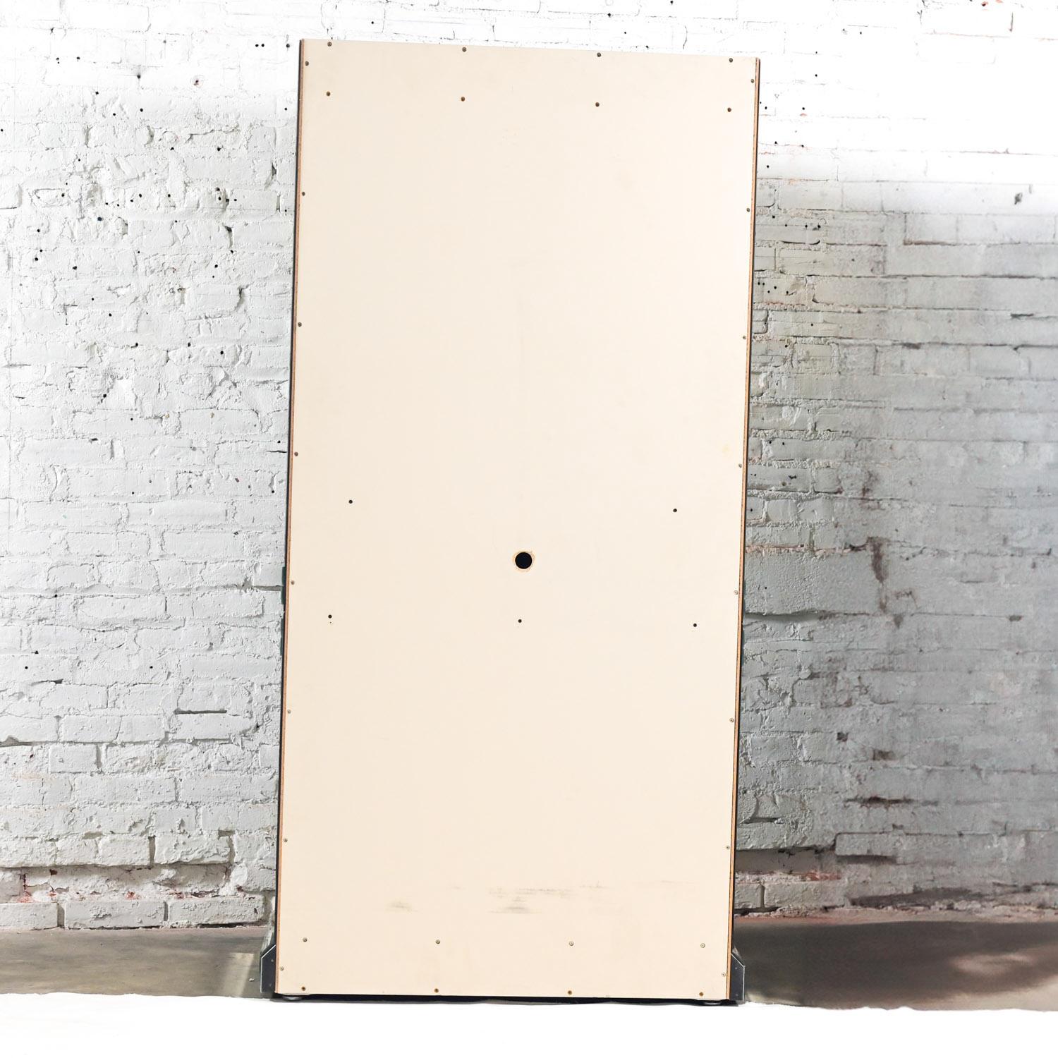 Late 20th Century Postmodern to Art Deco Revival Mirrored Entertainment Cabinet For Sale 5