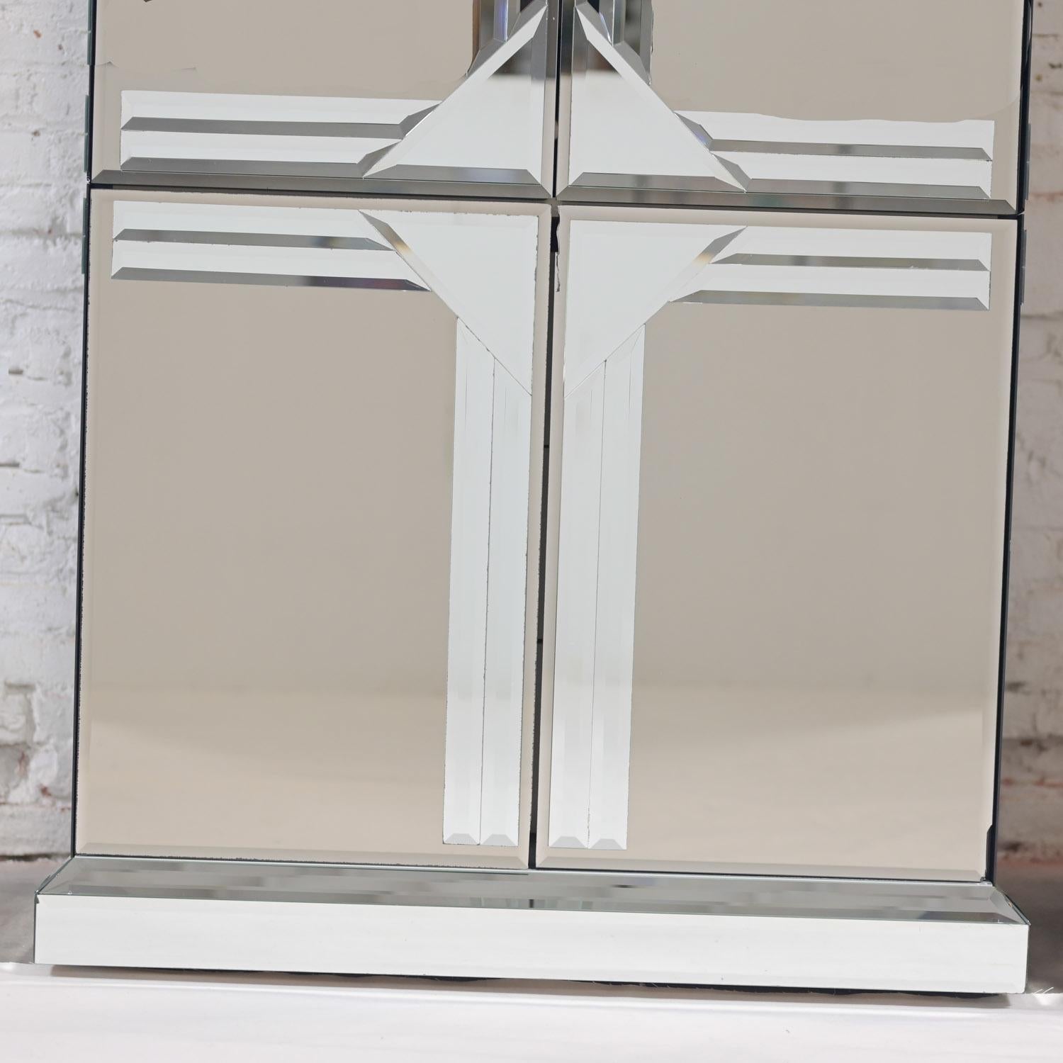 Late 20th Century Postmodern to Art Deco Revival Mirrored Entertainment Cabinet For Sale 6