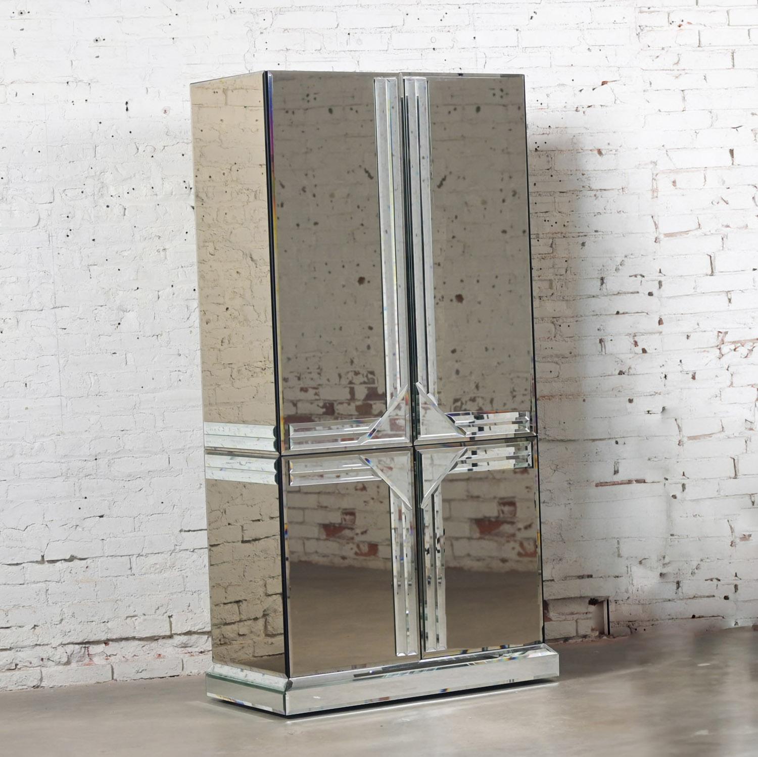 Late 20th Century Postmodern to Art Deco Revival Mirrored Entertainment Cabinet For Sale 10