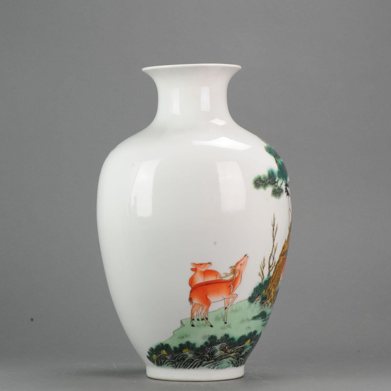 Late 20th Century PRoC Chinese Porcelain Vase with Cranes High quality For Sale 2
