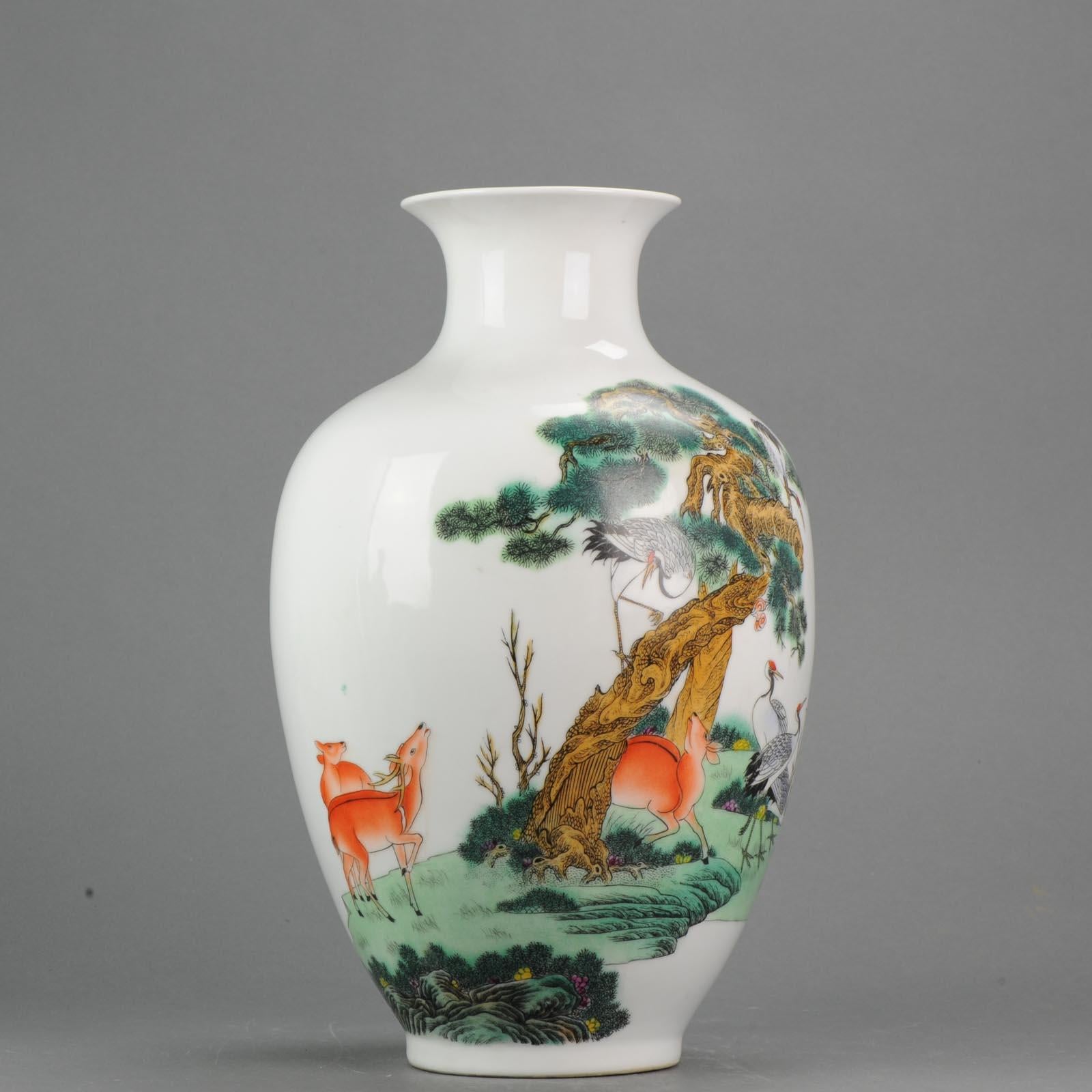 Late 20th Century PRoC Chinese Porcelain Vase with Cranes High quality For Sale 3