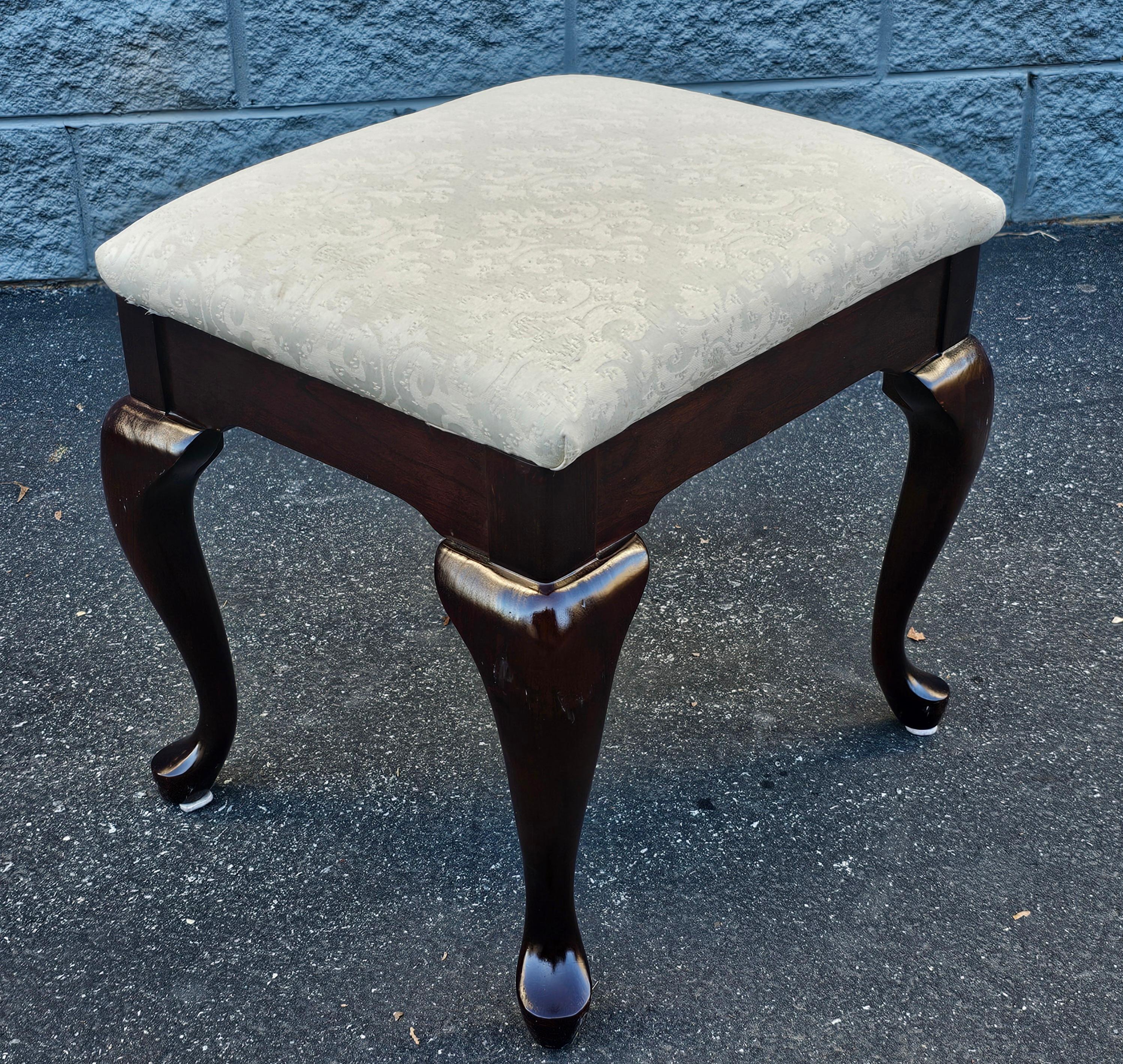 American Late 20th Century Queen Anne Style Solid Cherry and Upholstered Bench / Stool For Sale