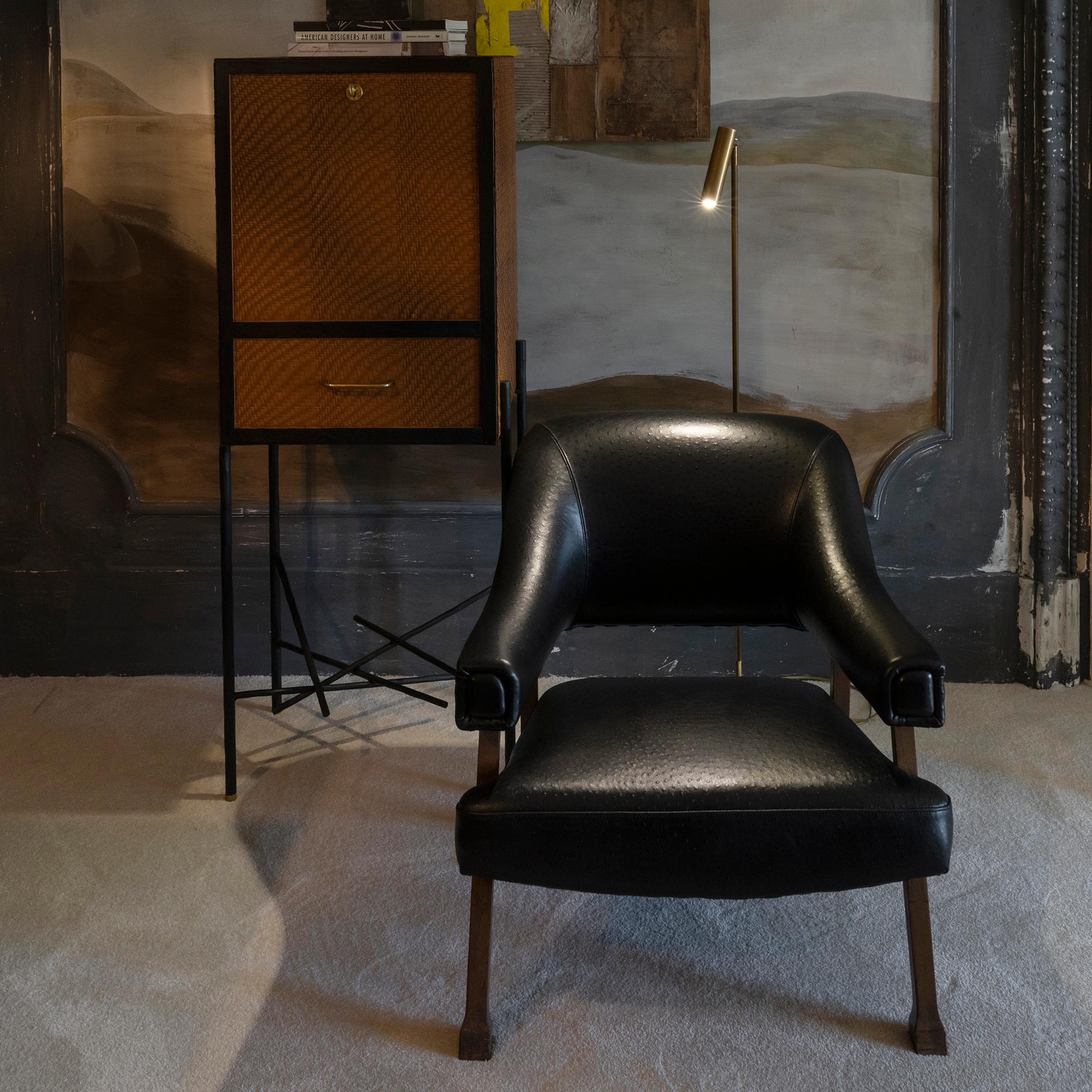 Late 20th Century Raffaella Crespi Italian Armchair Wood and Black Leather For Sale 6