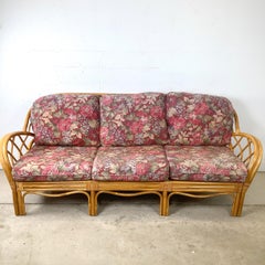 Rattansofa aus dem späten 20. Jahrhundert mit architektonisch offenem Gitterrahmen