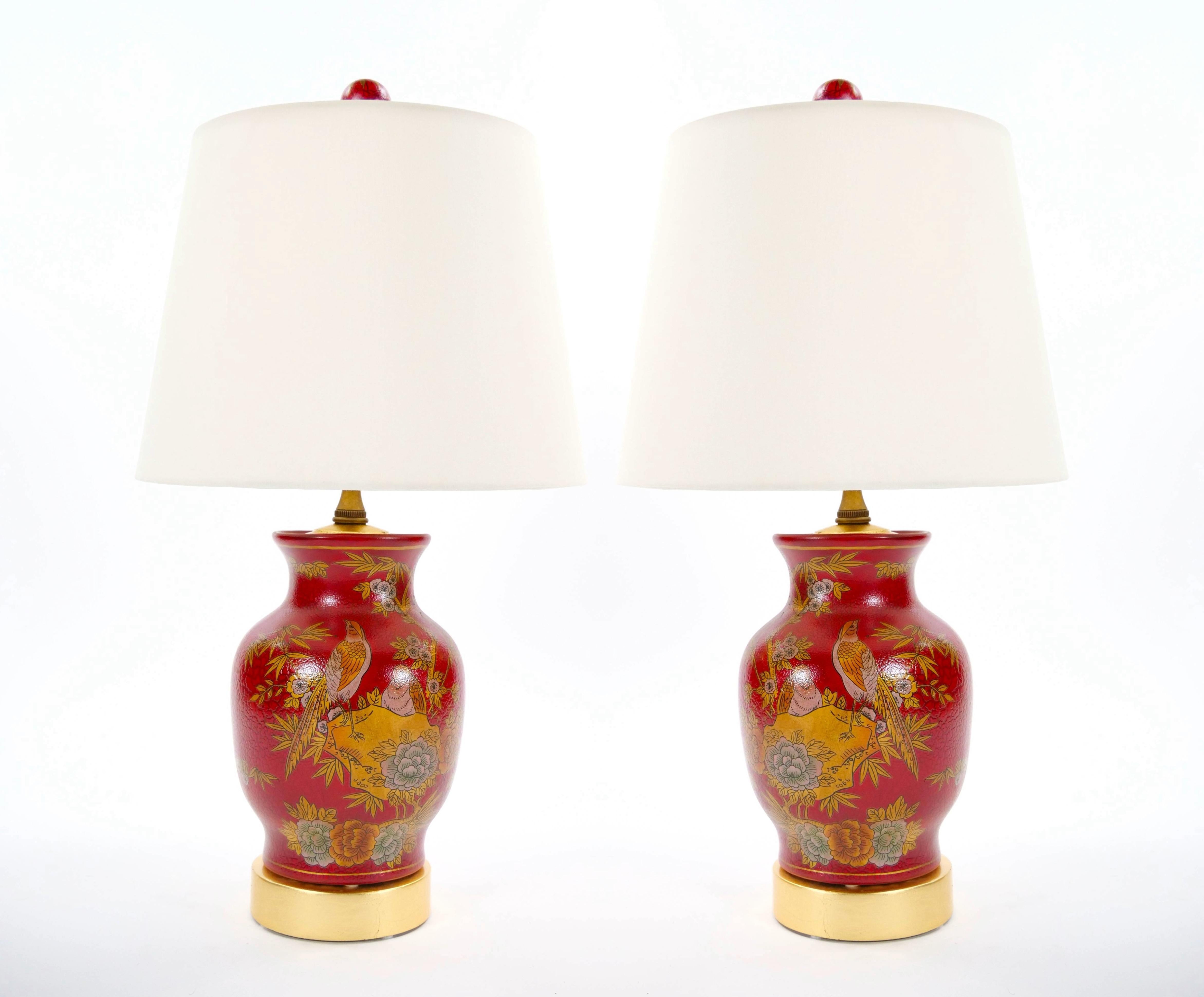 Lampade da tavolo in porcellana rossa e oro dipinte a mano della fine del XX secolo in vendita 8