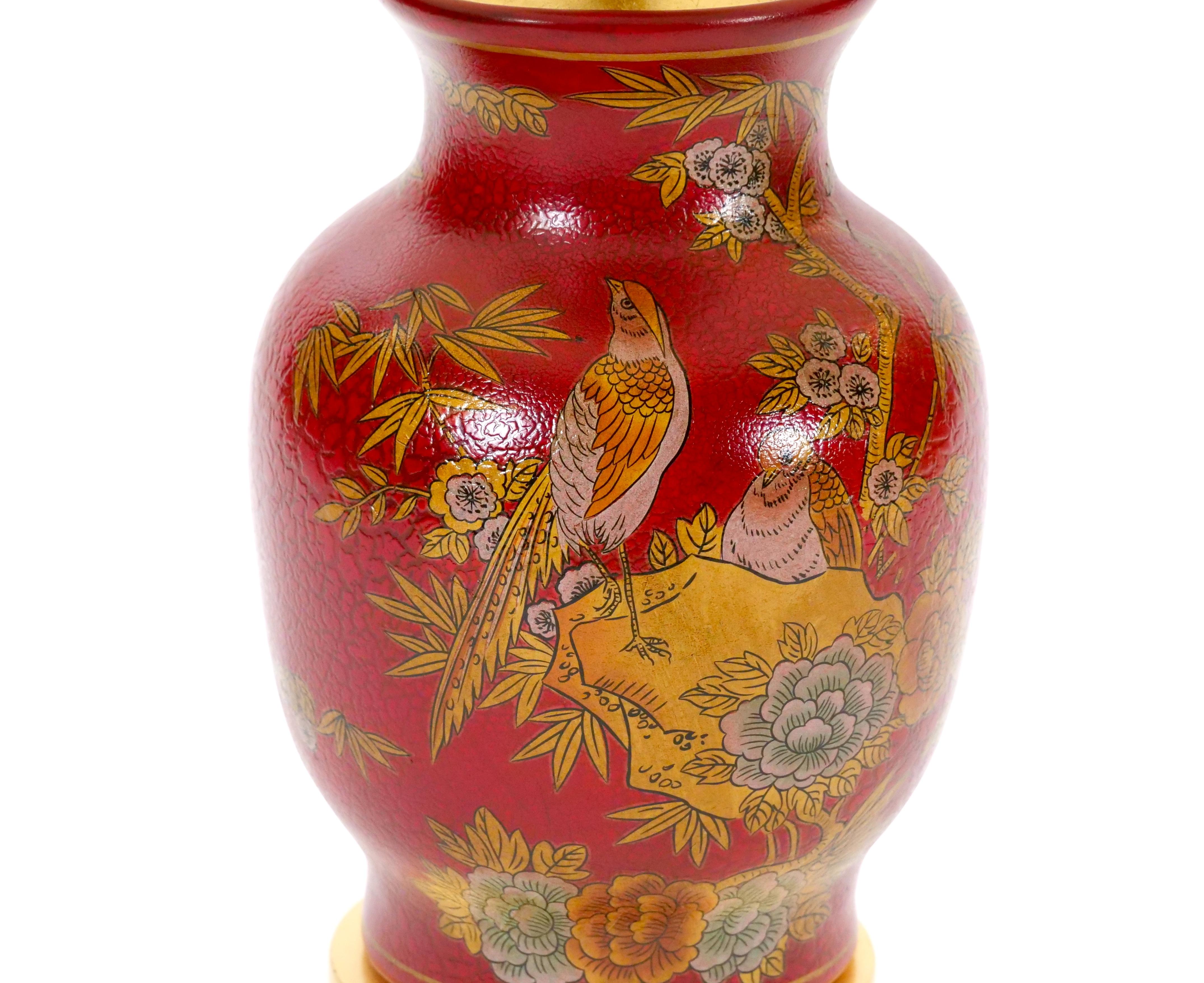 Lampade da tavolo in porcellana rossa e oro dipinte a mano della fine del XX secolo in vendita 2