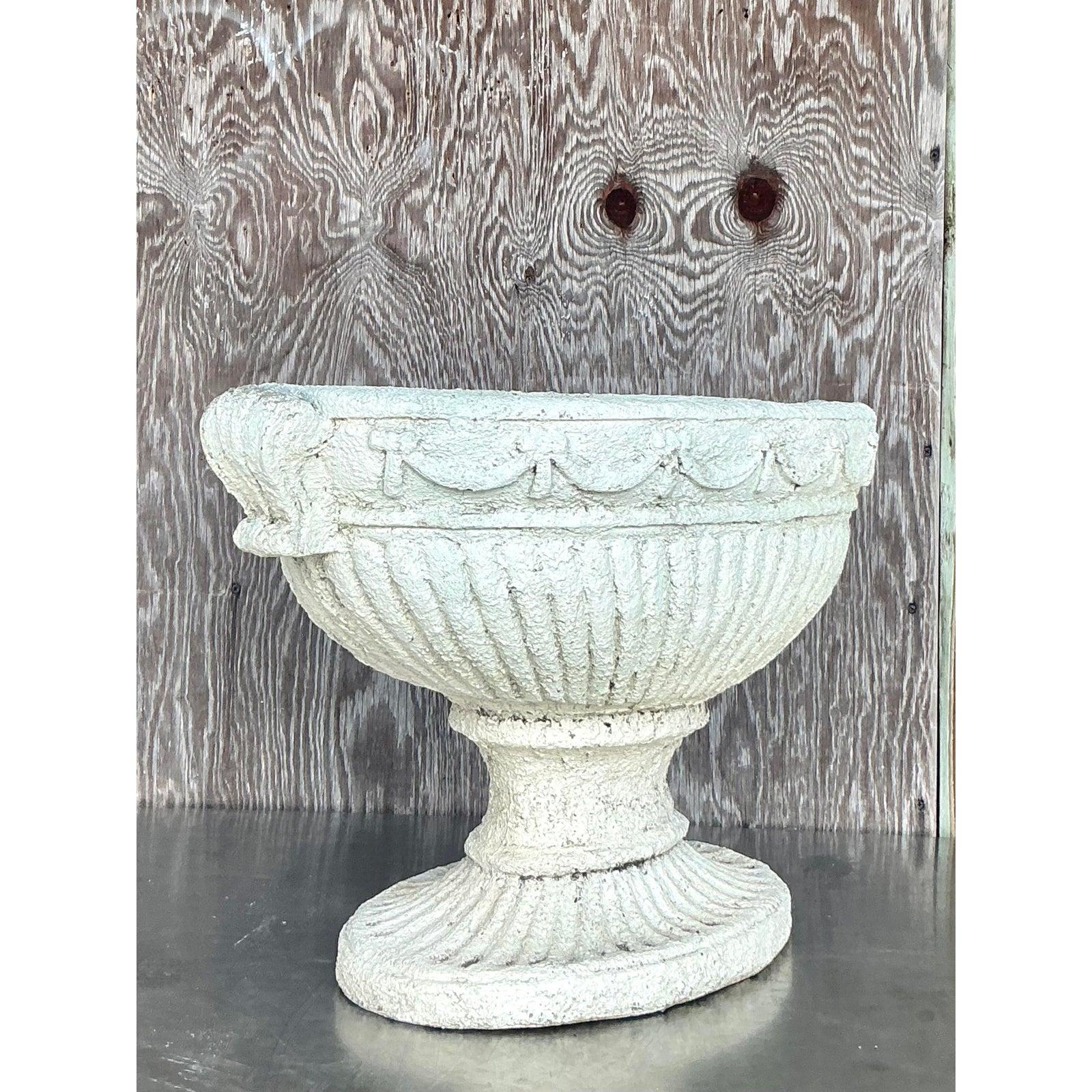 Néoclassique Late 20th Century Regency Cast Concrete Swag Planter en vente
