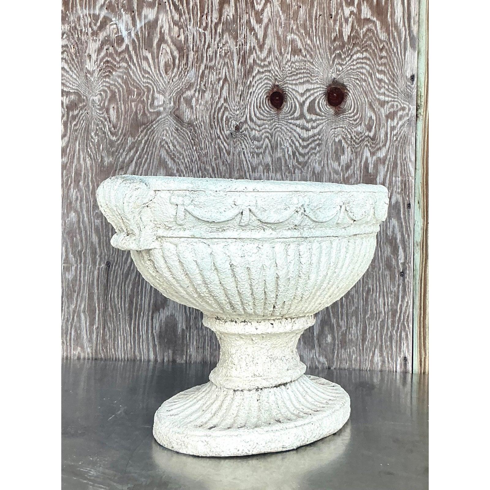 Américain Late 20th Century Regency Cast Concrete Swag Planter en vente