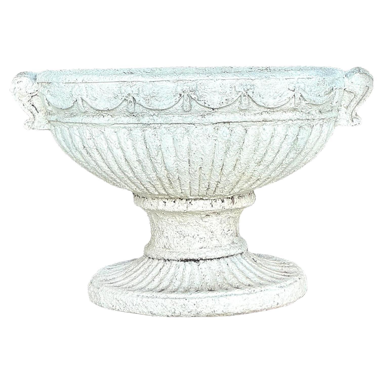 Late 20th Century Regency Cast Concrete Swag Planter en vente