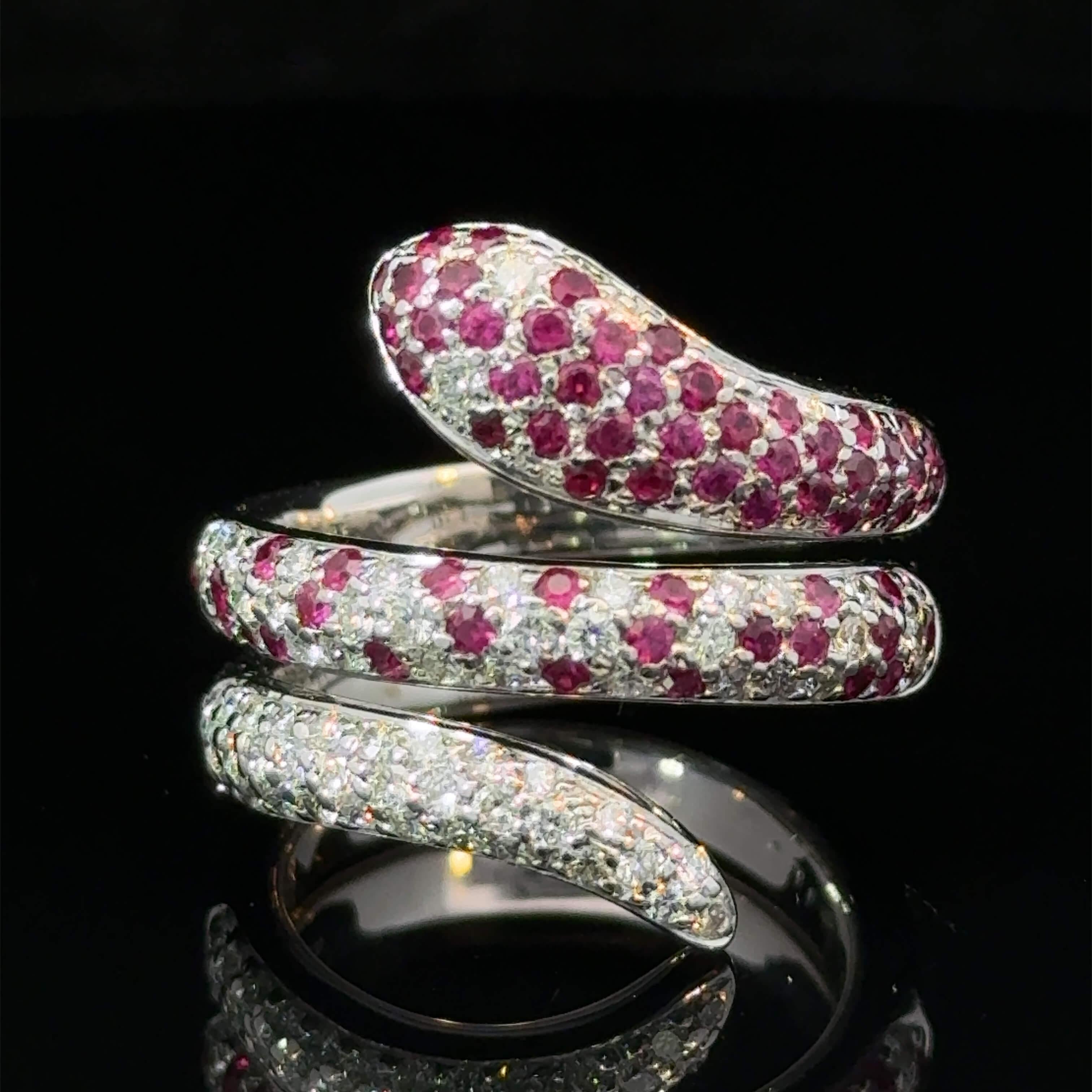 Women's or Men's Late 20th Century Ruby & Diamond Snake Ring Circa 1990s For Sale
