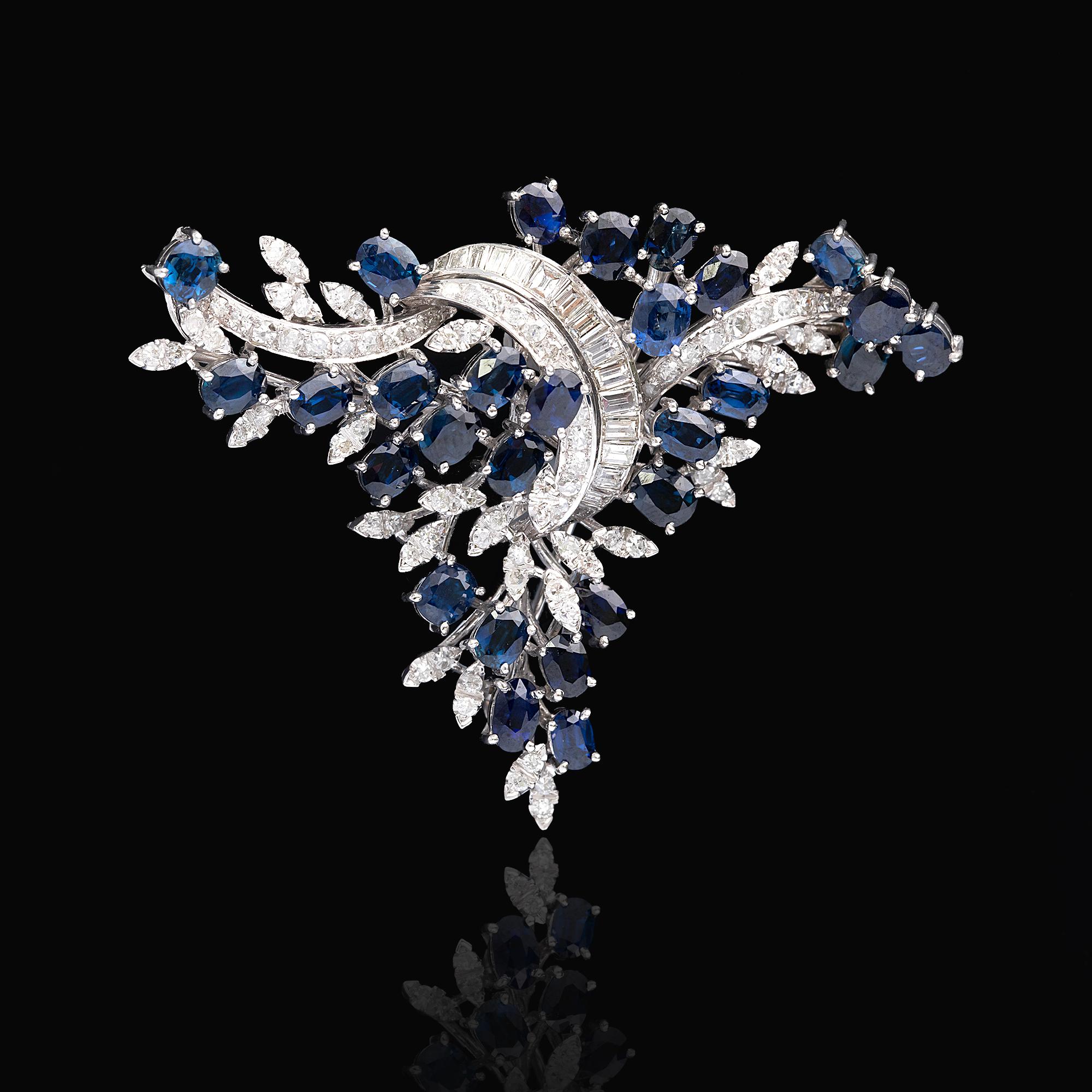 Late 20th Century Sapphire & Diamond Brooch Pendant Circa 1990s In Excellent Condition In ADELAIDE, SA