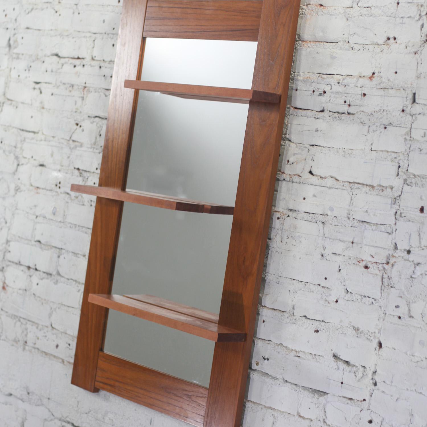 Late-20th Century Scandinavian Modern Teak Wall Mirror w/Display Shelves For Sale 7