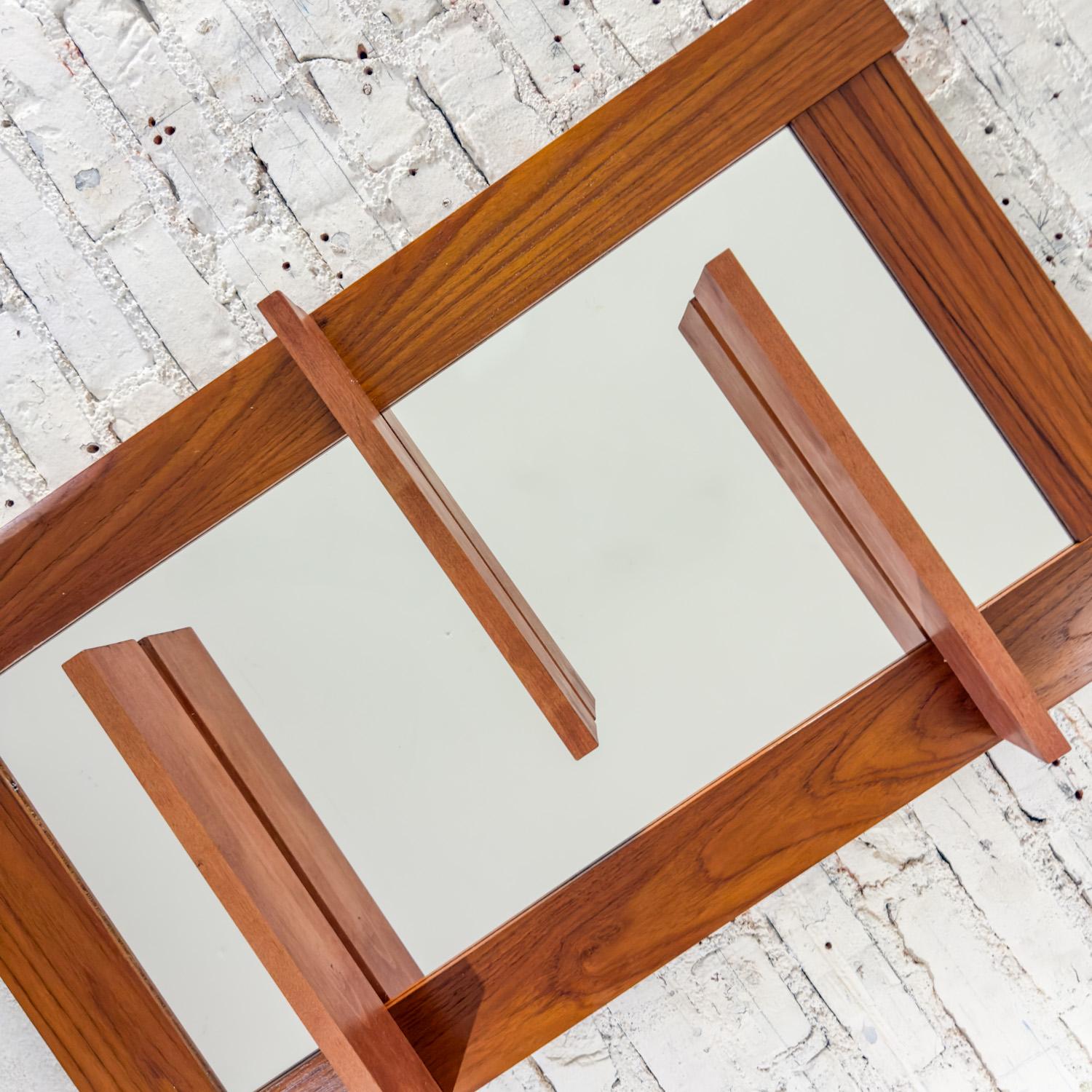 Late-20th Century Scandinavian Modern Teak Wall Mirror w/Display Shelves For Sale 1