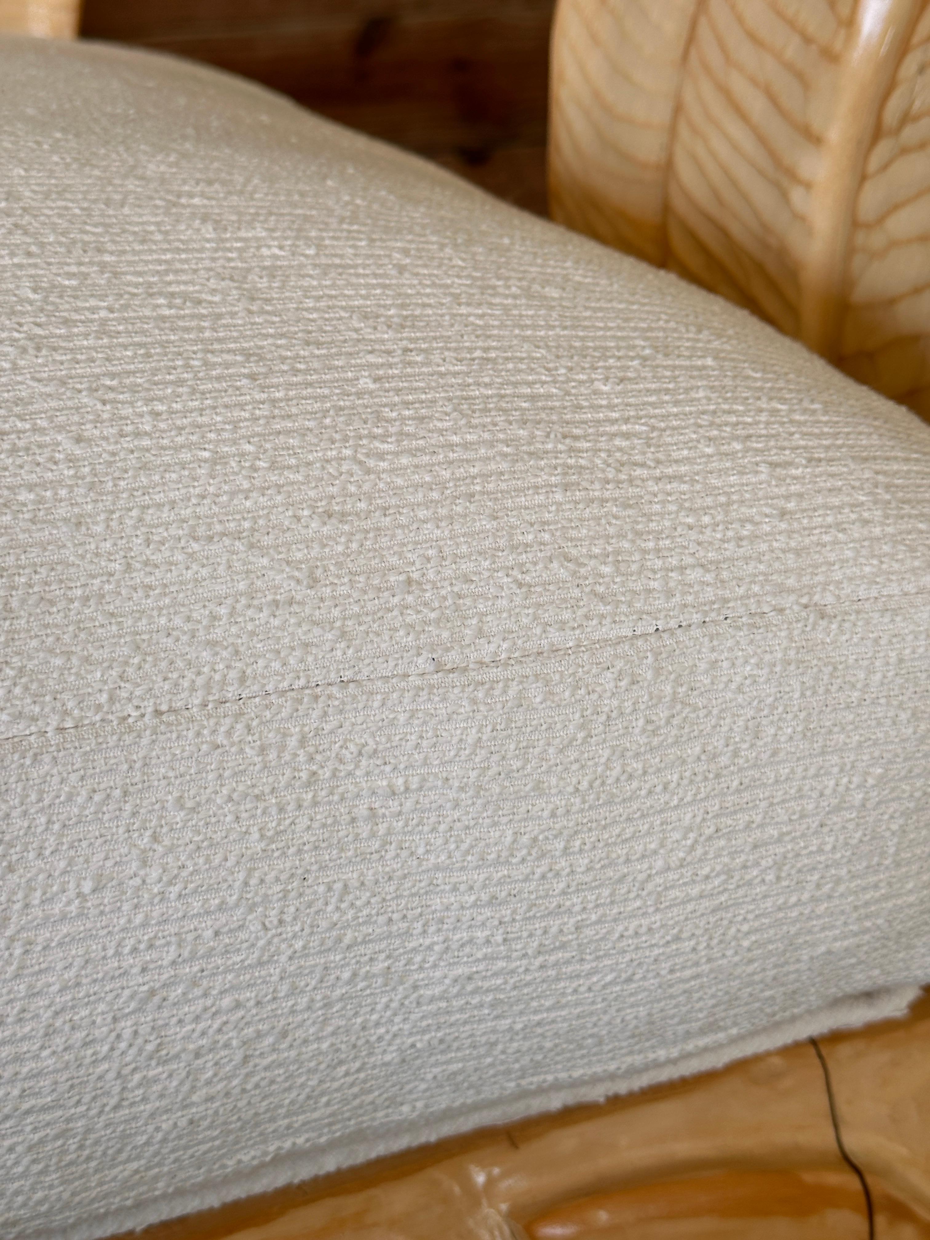 Chaise d'appoint sculpturale en bois sculpté sur mesure de la fin du 20e siècle en vente 4
