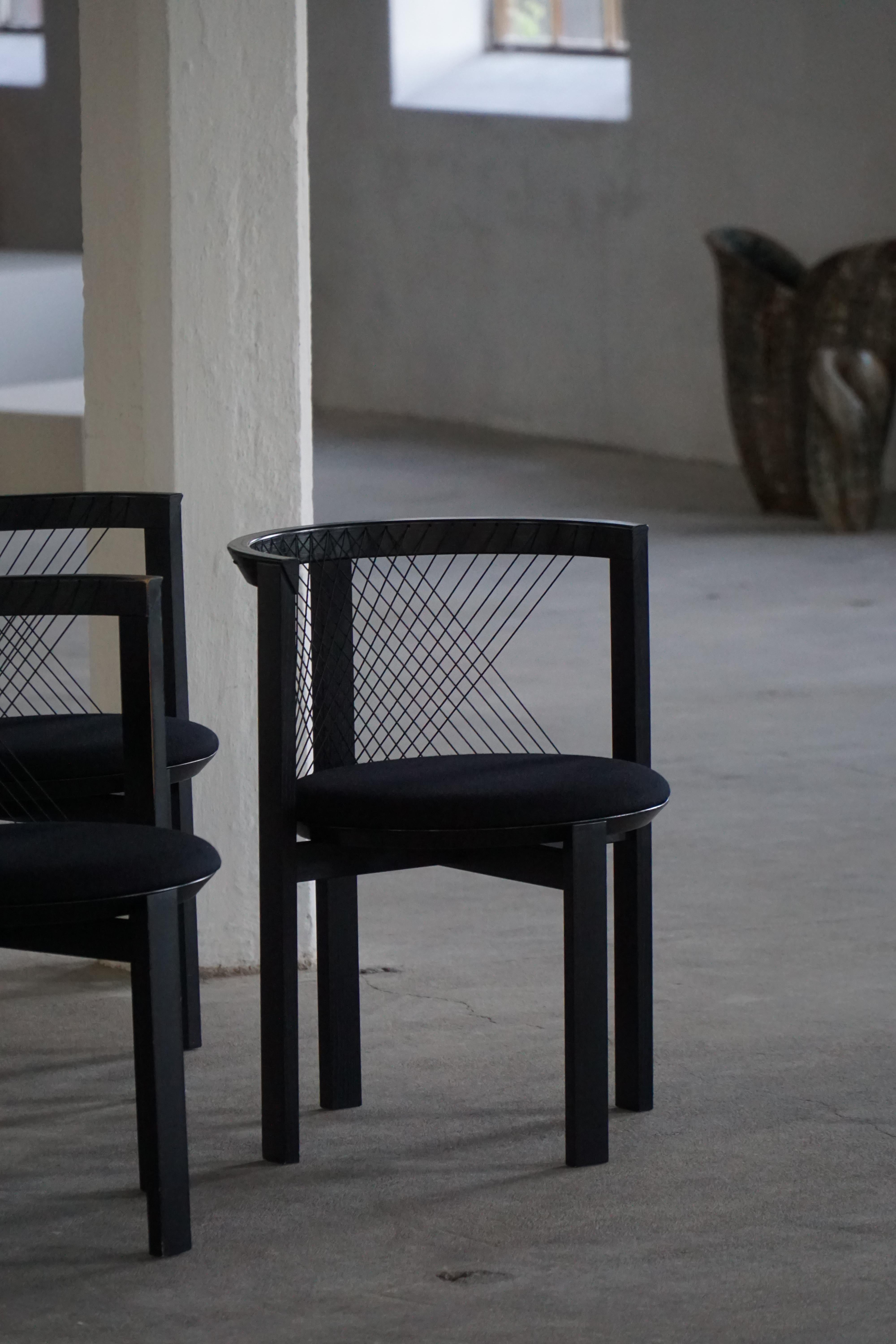 Fin du 20e siècle, ensemble de huit chaises 