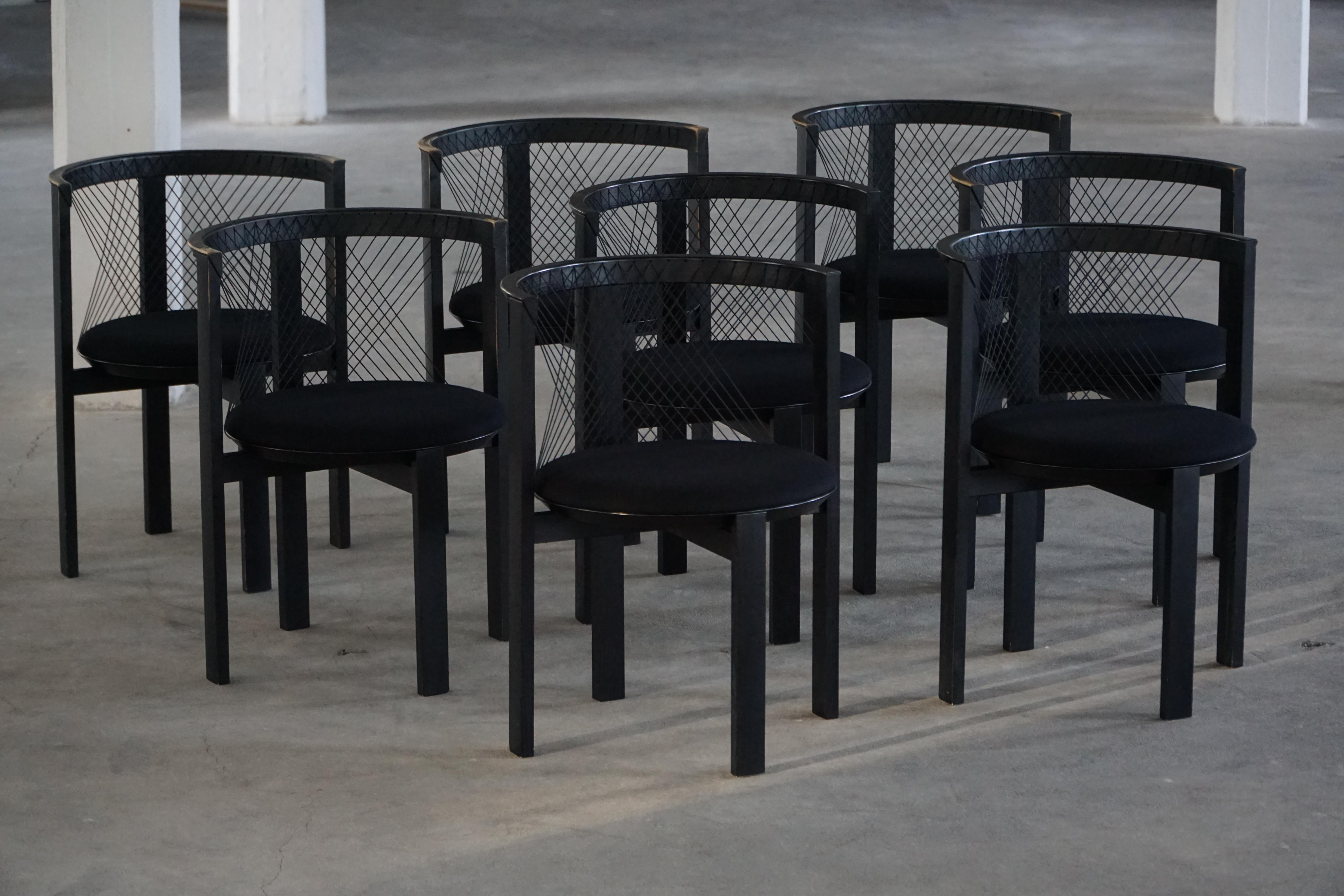 Fin du 20e siècle, ensemble de huit chaises 