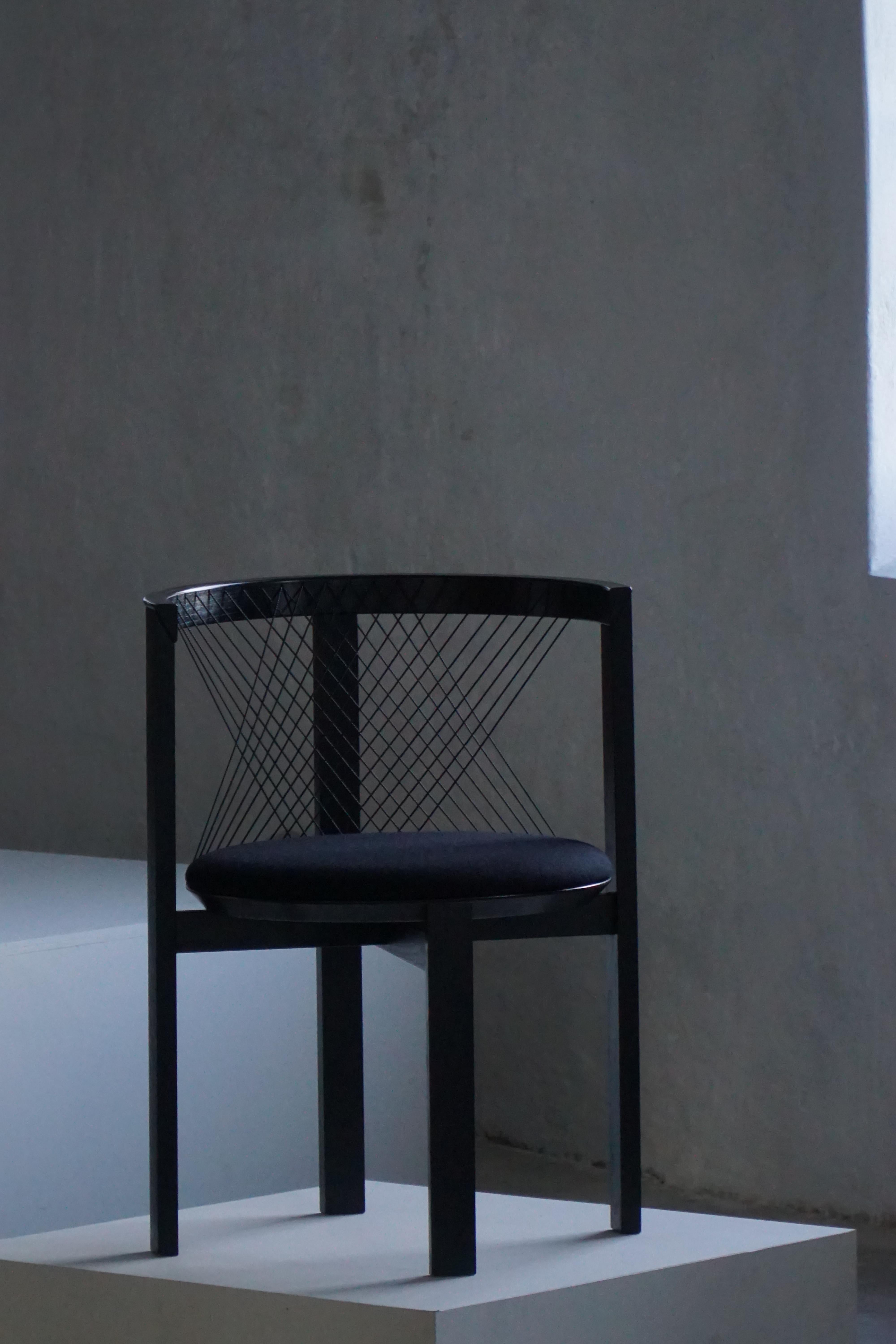 Fin du 20e siècle, ensemble de huit chaises 