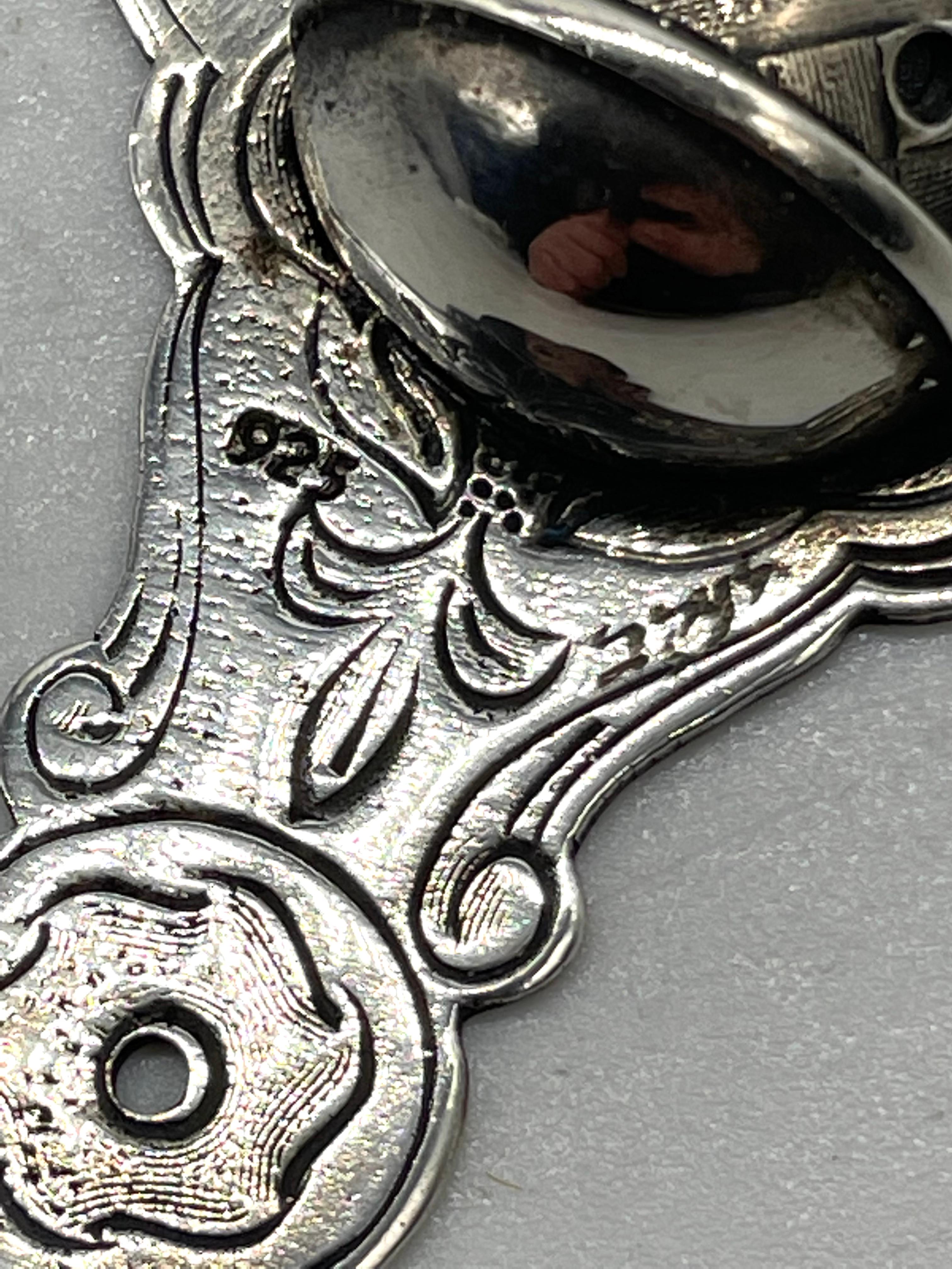 Israélien Coffret Mezuzah en argent de Shuki Freiman de la fin du XXe siècle en vente
